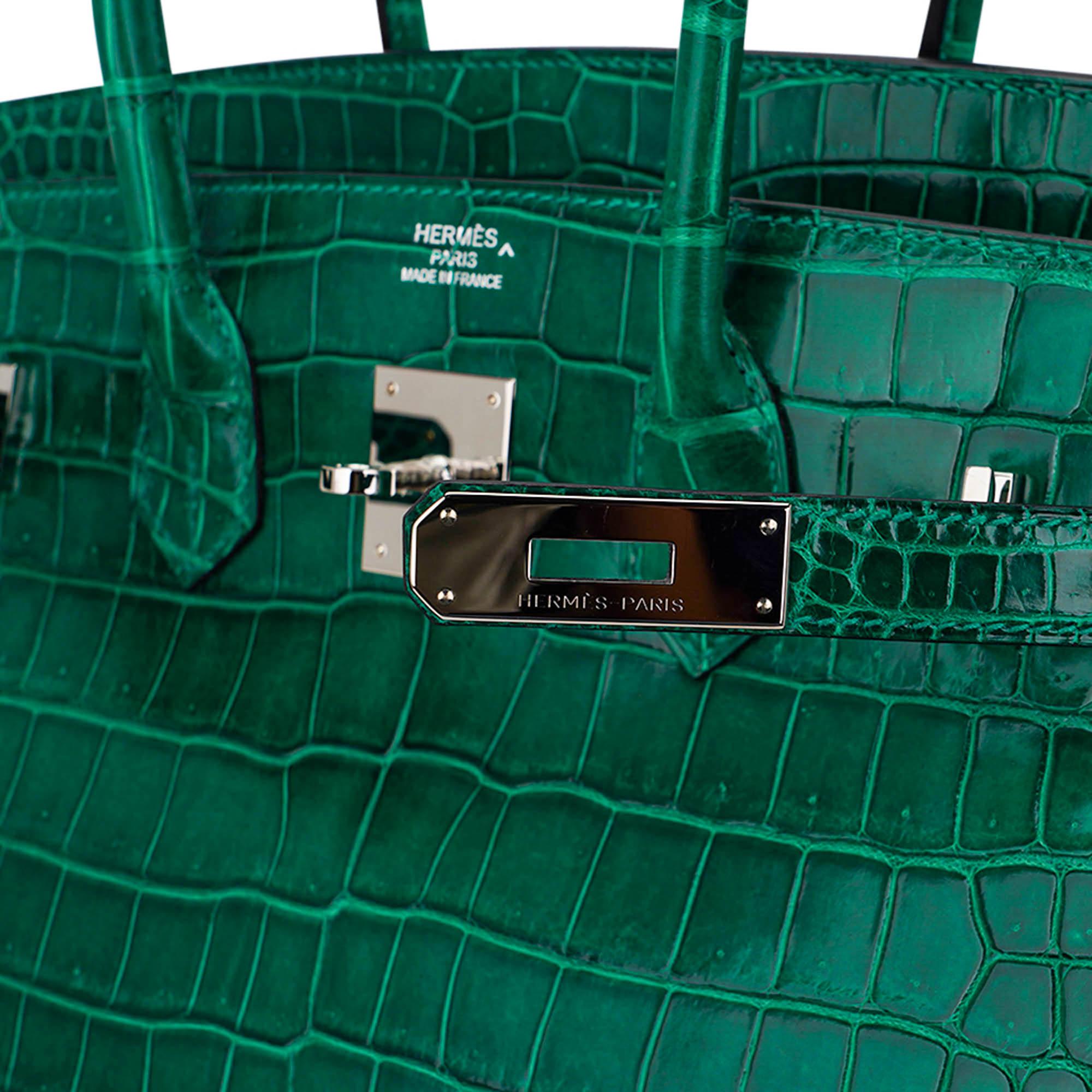Hermes Birkin 35 Bag Emerald Porosus Crocodile Palladium Hardware In Excellent Condition In Miami, FL