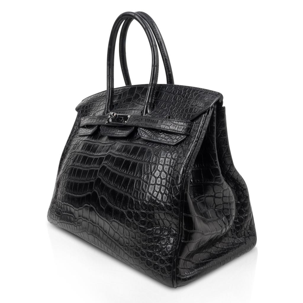 Hermes Birkin 35 Bag So Black Matte Alligator Black Hardware Limited Edition In Good Condition In Miami, FL
