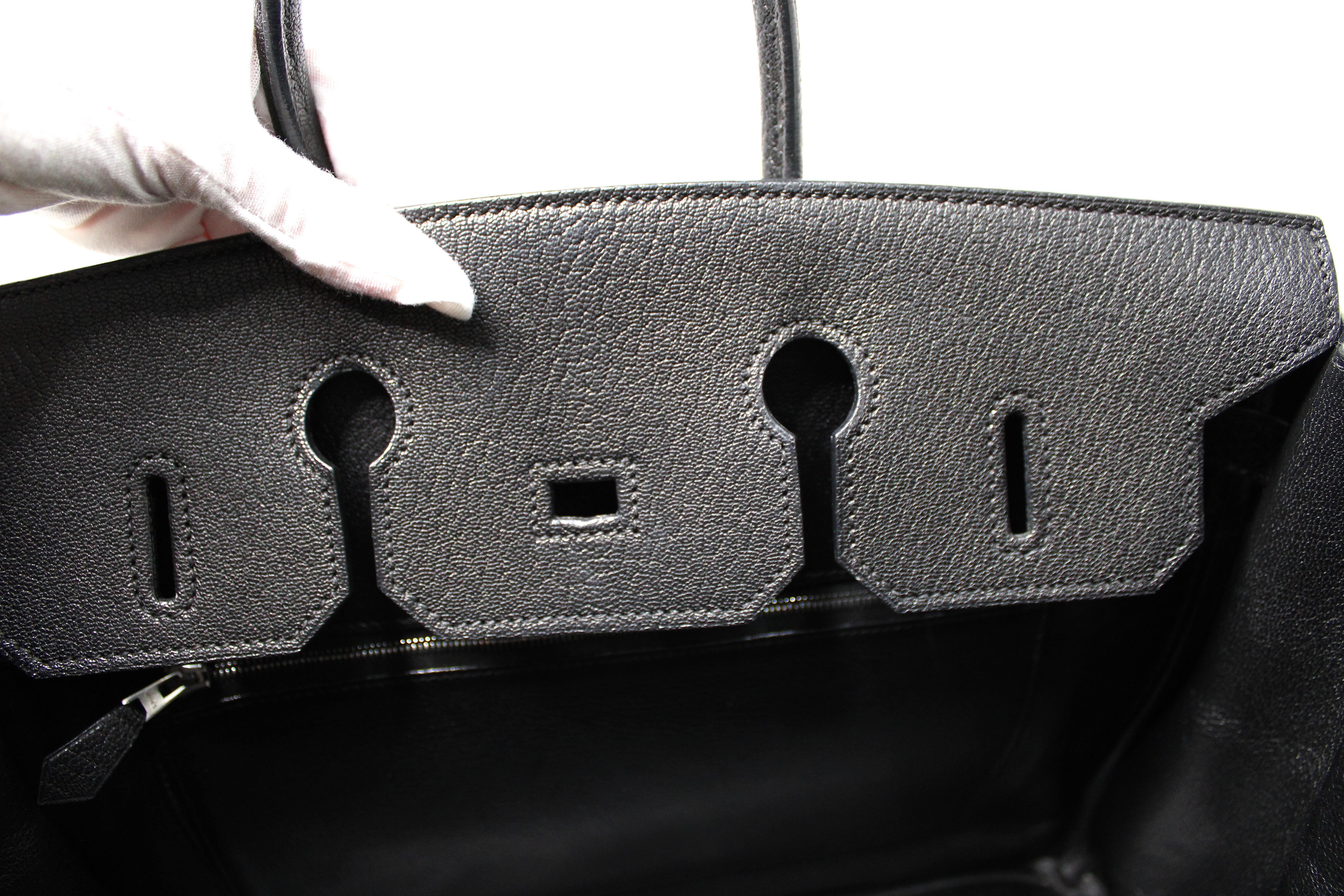 Hermes Birkin 35 Black Chèvre Coromandel Goatskin Handbag circa 2003 en vente 6