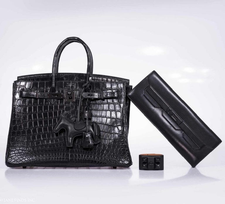 35cm Hermès Matte Black Crocodile with Diamonds Birkin For Sale at 1stDibs