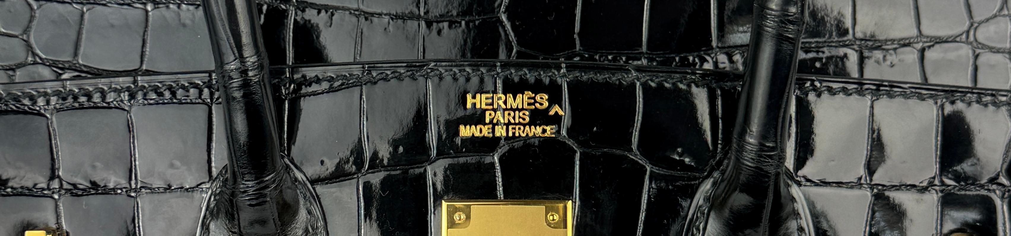 Hermes Birkin 35 Noir Crocodile Cuir de Porosus brillant Ferrures en or en vente 2