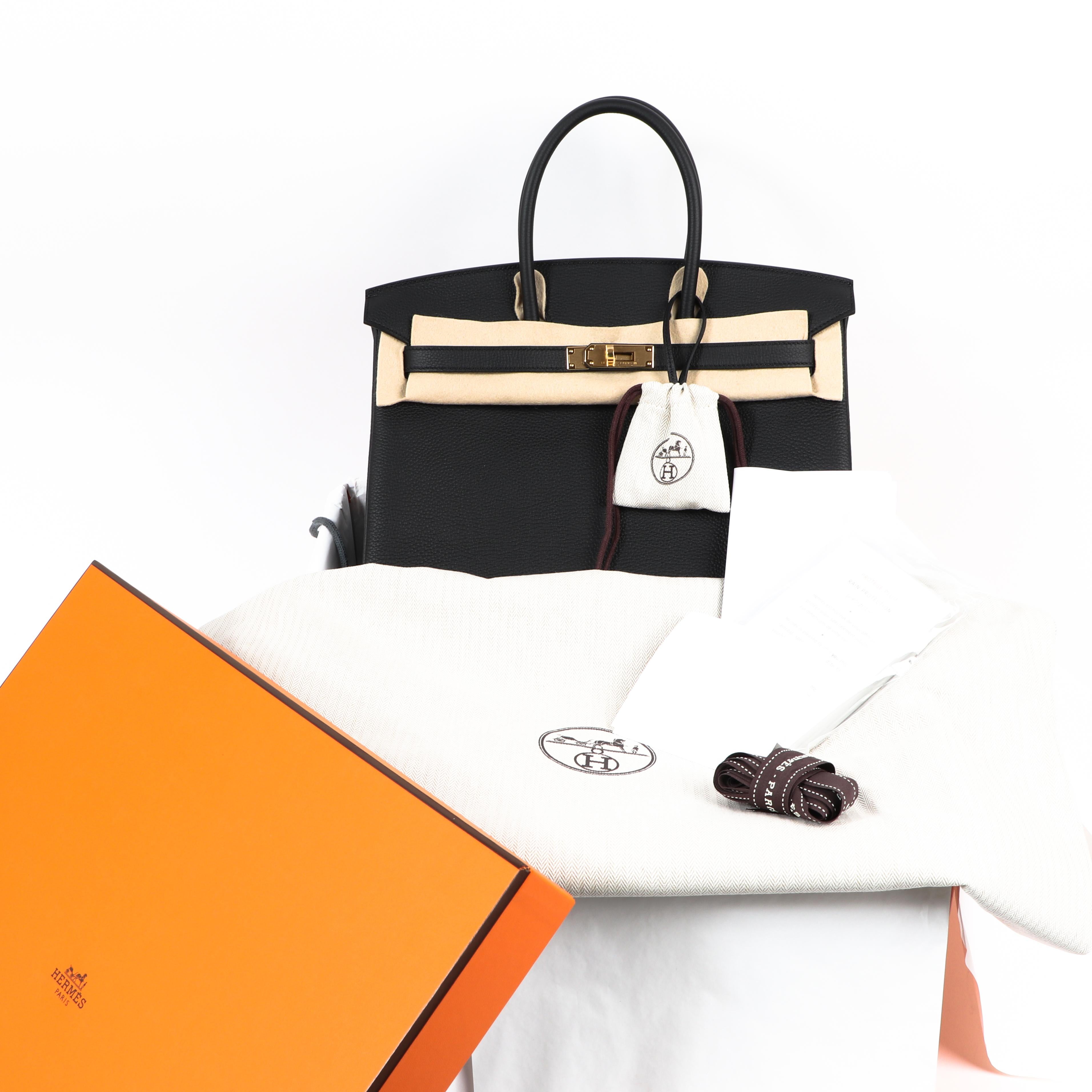 Hermès Birkin 35 Black Togo Gold Hardware

This Hermès Birkin 35 has been crafted in the most popular Togo calfskin leather and beautifully finished with gold-plated hardware.

Stamp Y

Comes with:

Dust bags
Box
Invoice