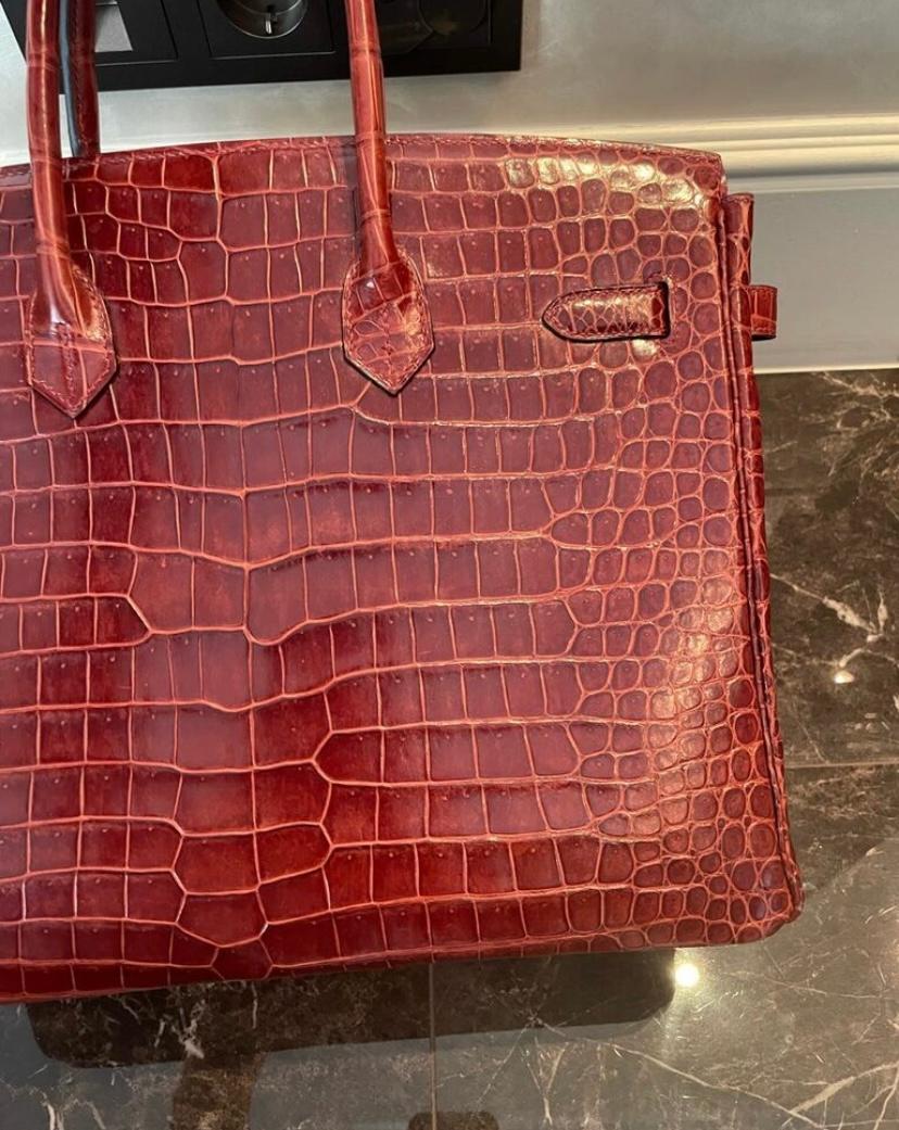 Women's Hermes Birkin 35 Bourgogne Porosus Crocodile With Palladium Hardware For Sale