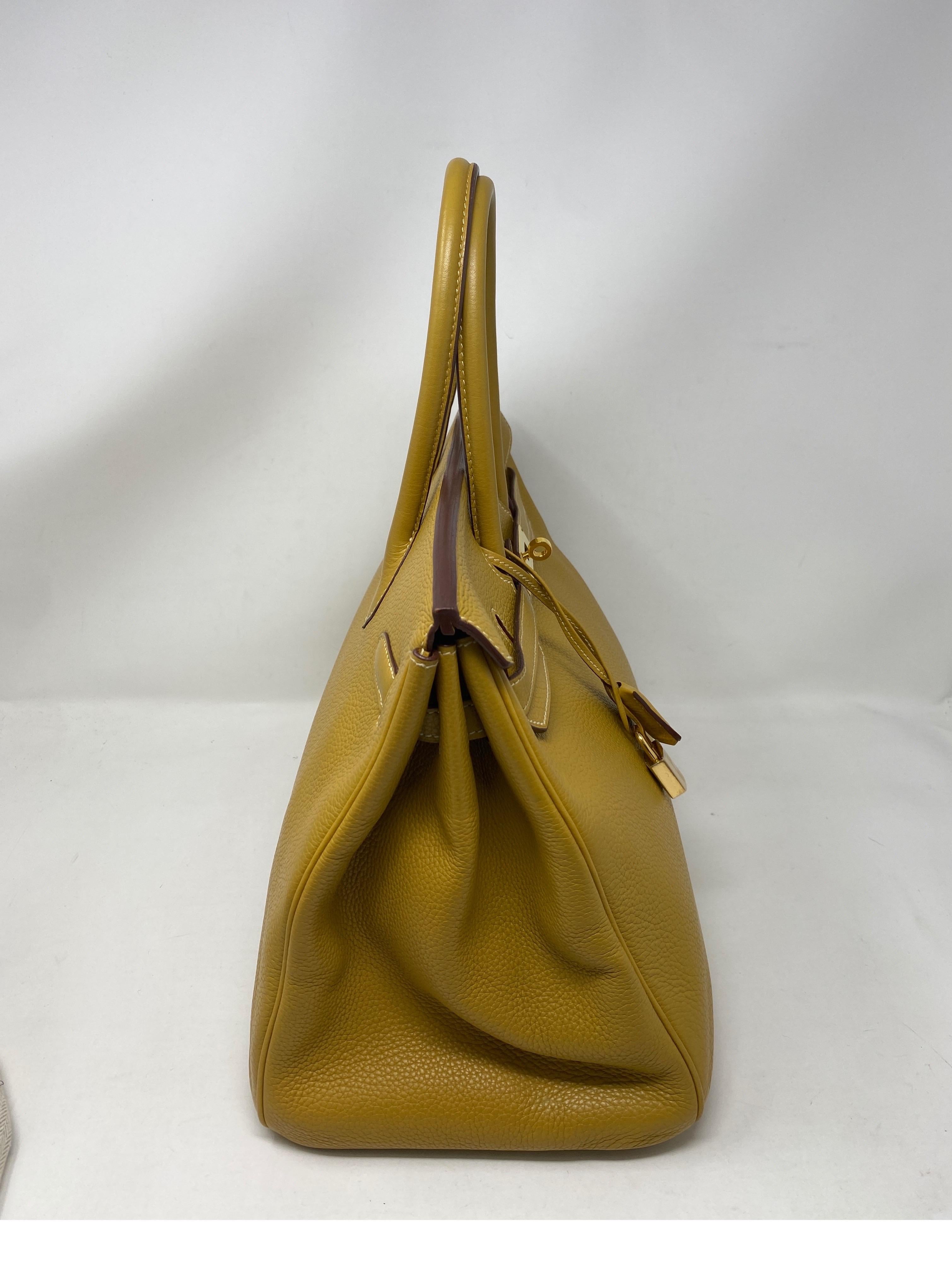 Hermes Birkin 35 Curry Yellow Bag In Good Condition In Athens, GA