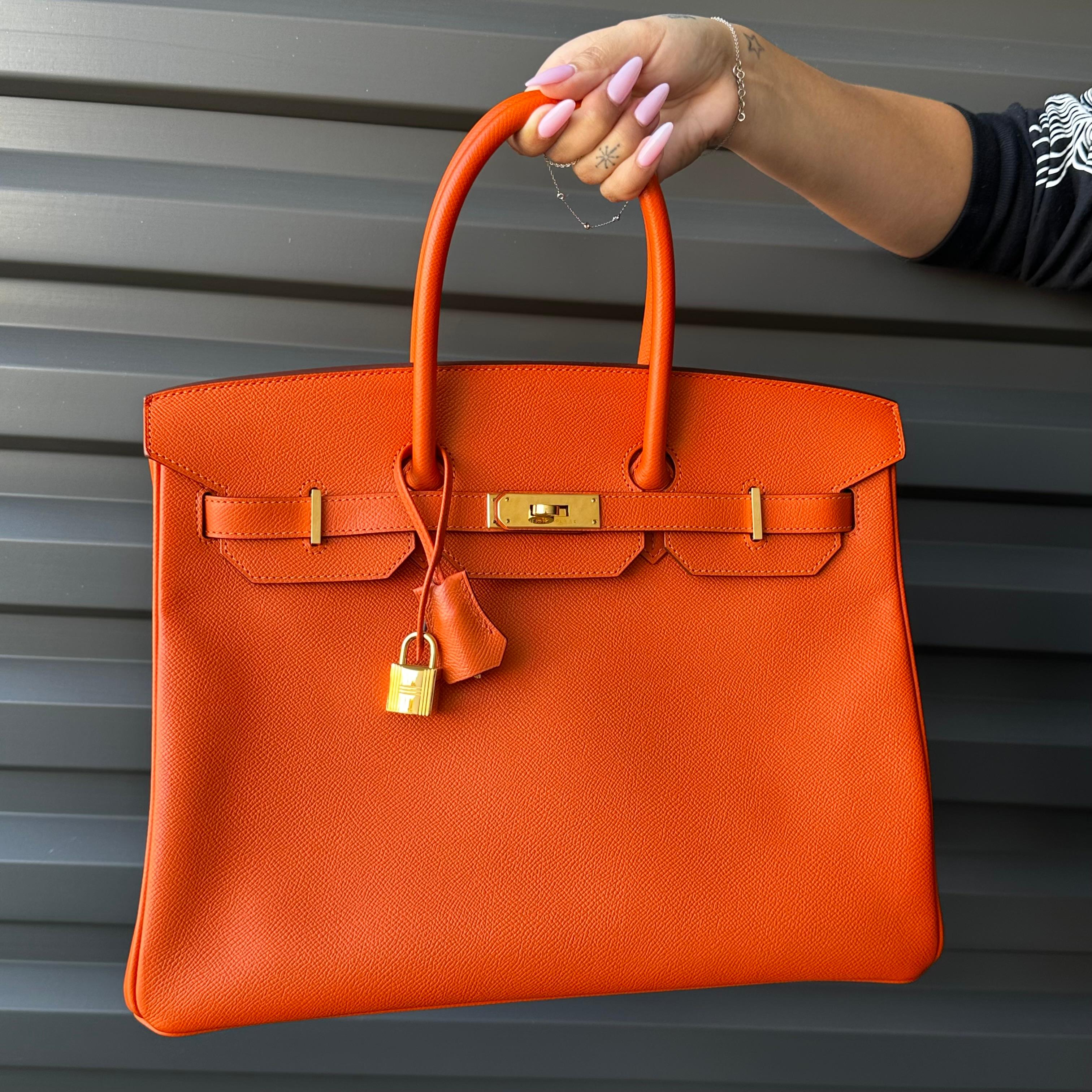 Beschreibung: Dies ist eine zeitlose authentische Hermes Birkin 35 in einem feurigen 