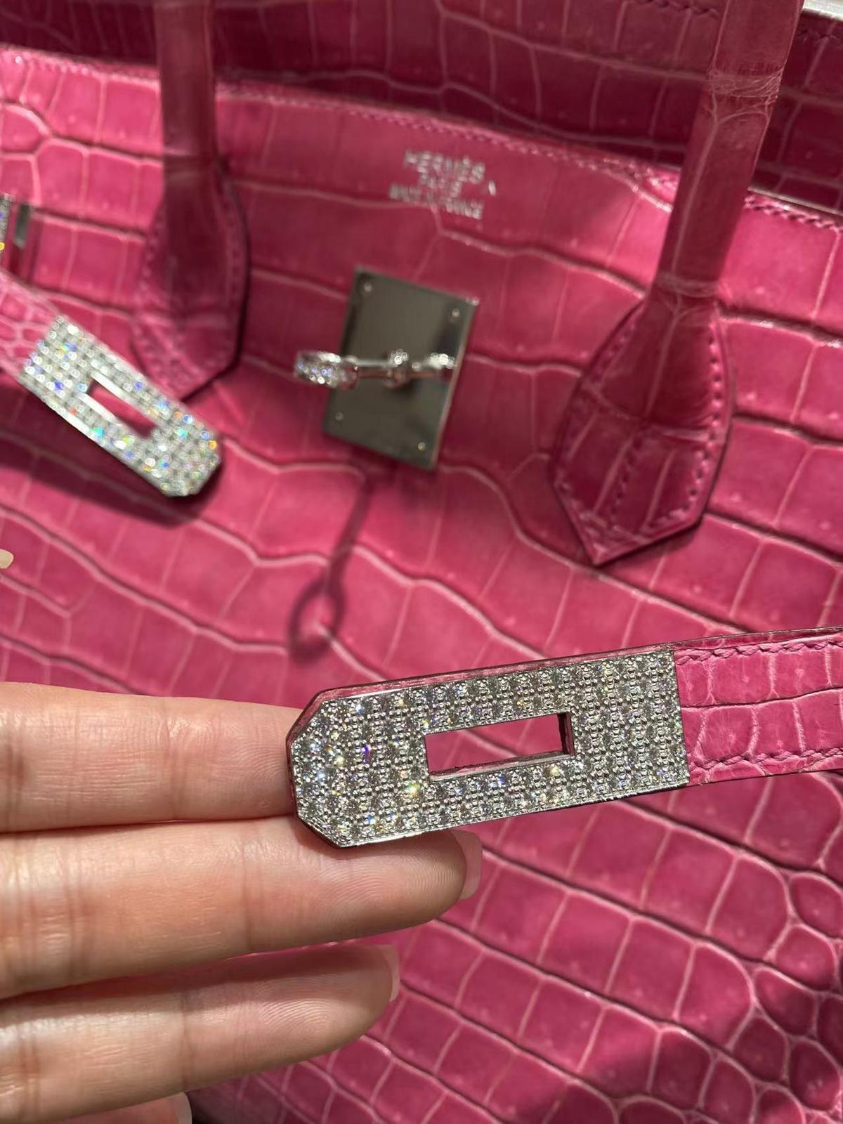 Hermes Birkin 35 Fuchsia Porosus Crocodile Diamond 18K White Gold Bag For Sale 5