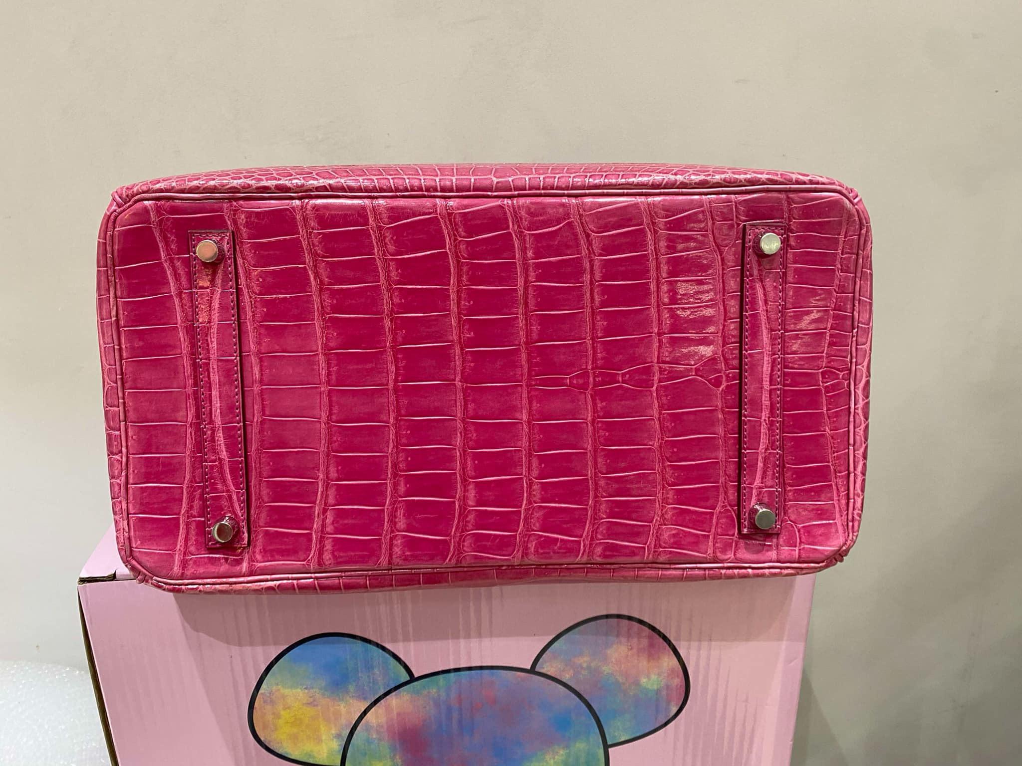 Hermes Birkin 35 Fuchsia Porosus Crocodile Diamond 18K White Gold Bag For Sale 11