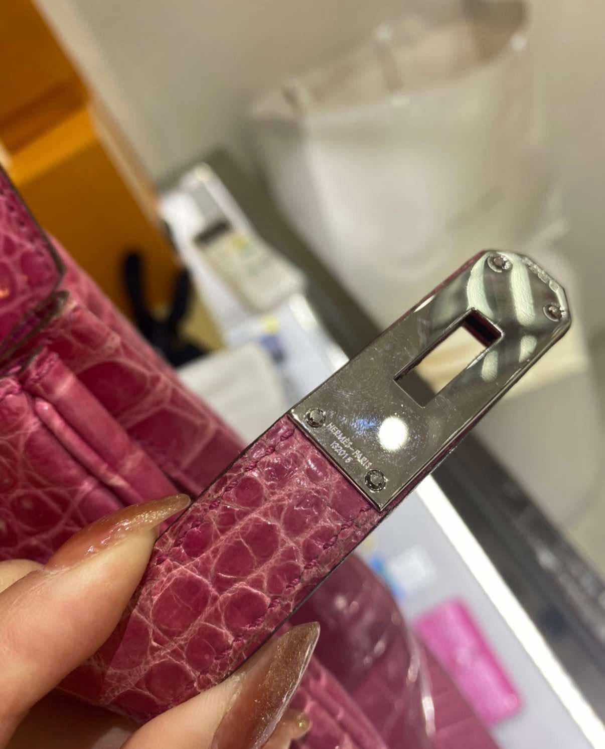 Hermes Birkin 35 Fuchsia Porosus Crocodile Diamond 18K White Gold Bag For Sale 14