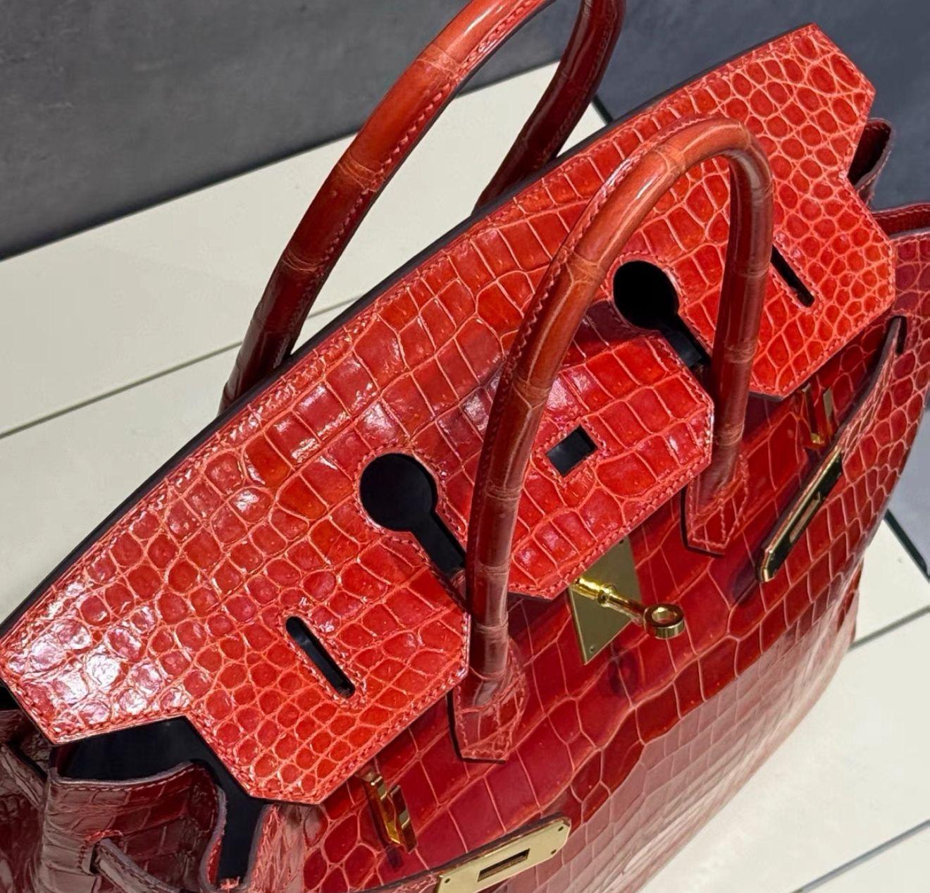 Women's or Men's Hermes Birkin 35 Geranium Shiny Porosus Crocodile Bag GHW For Sale
