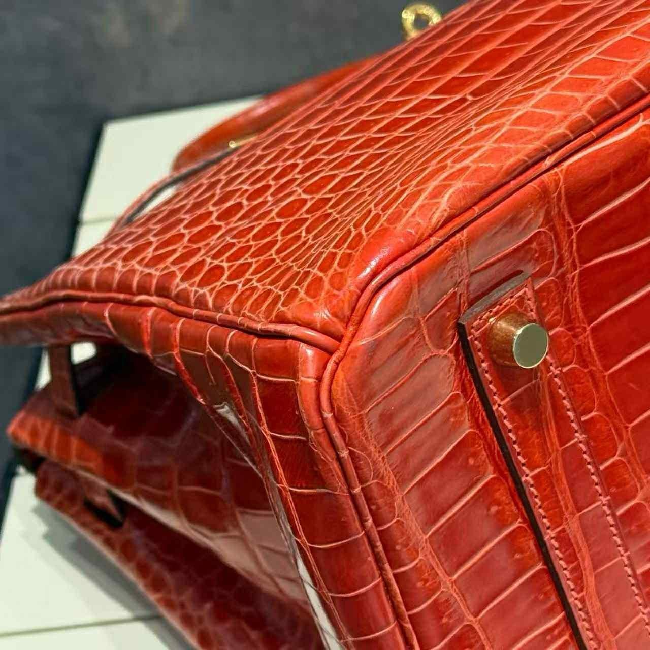 Hermes Birkin 35 Geranium Shiny Porosus Crocodile Bag GHW For Sale 3