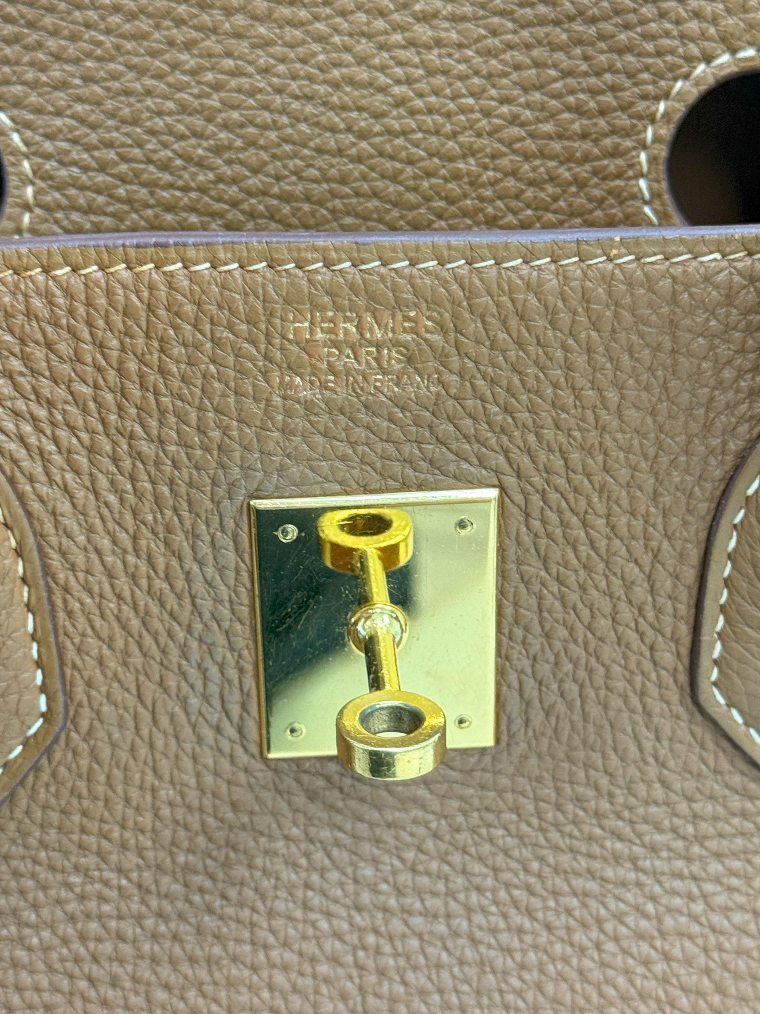 Hermes Birkin 35 Gold Togo Leather With Gold Hardware Handbag en vente 6