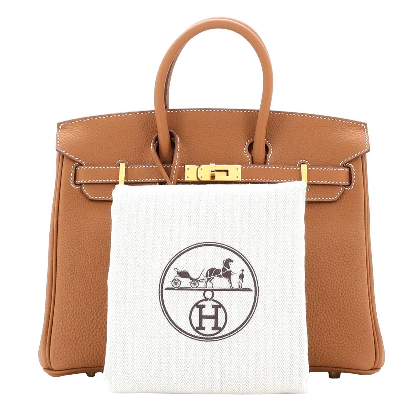 This Birkin is in Gold Togo leather with gold hardware, two straps with front toggle closure, a lock and two keys, and double rolled handles.

Details:
Designer: Hermes
Model: Birkin
Size: 35
Material: Togo Leather
Color: Gold
Hardware: Gold