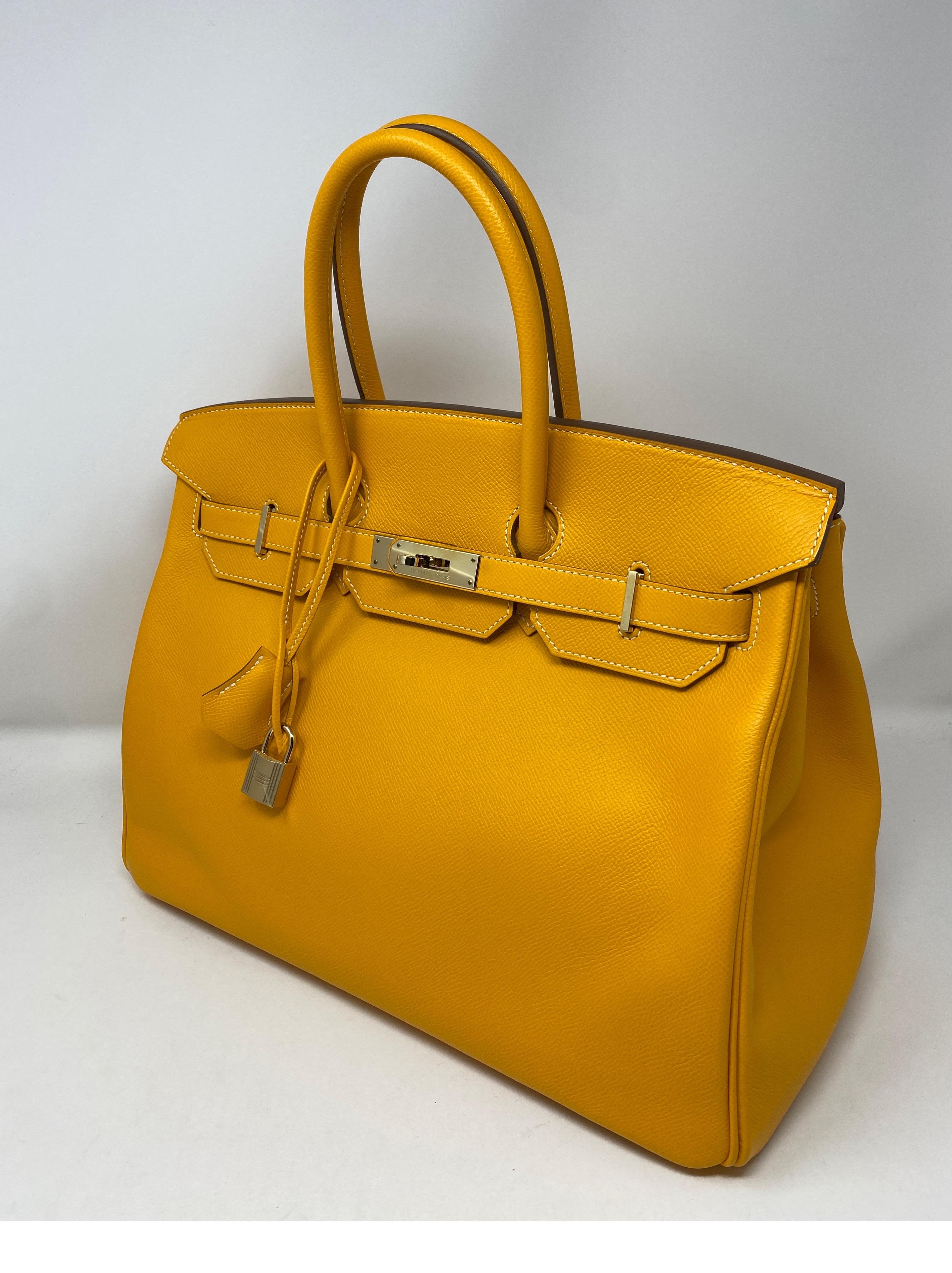 Hermes Birkin 35 Jaune D'or Candy Bag In Excellent Condition In Athens, GA