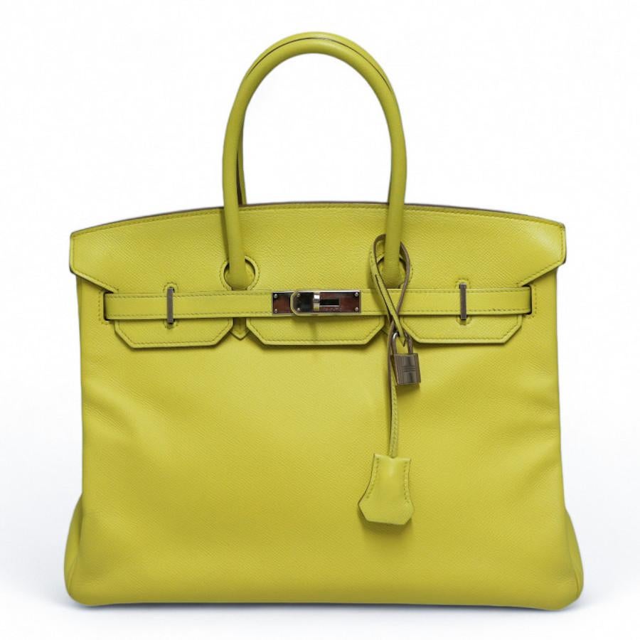 Beautiful Hermès Birkin bag 35 in lime Epsom leather
Condition: very good
Made in France
Model: Birkin
Size : 35
Material : grained leather
Interior : leather
Color : Lime yellow
Dimensions: 35 x 28 x 18 cm
Letter: Q in a square
Year: 2013
Hardware: