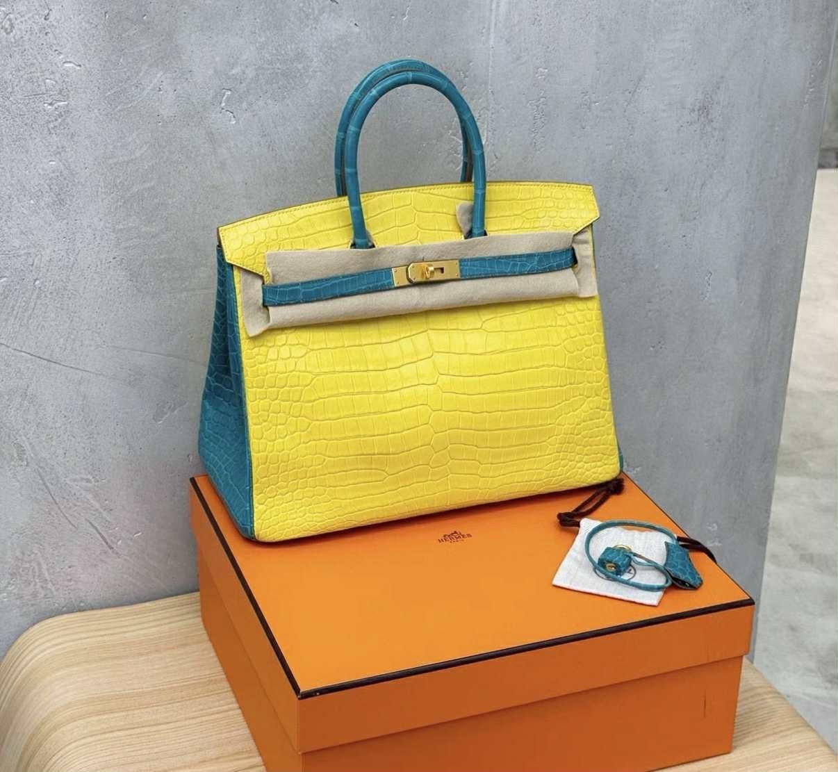 Hermes Birkin 35 Mimosa/Bleu Paon Matte Porosus Crocodile Brashed GHW sac en vente 1