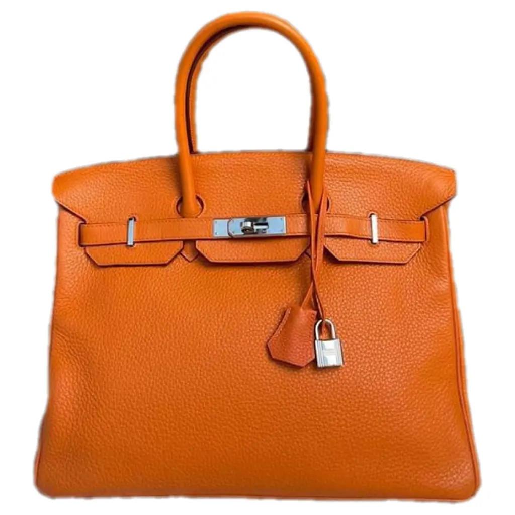Hermès birkin 35 orange 
togo leather
stamp P 
comes with keys, lock-it, clochette and dust
measurements: 35*25*18 cm