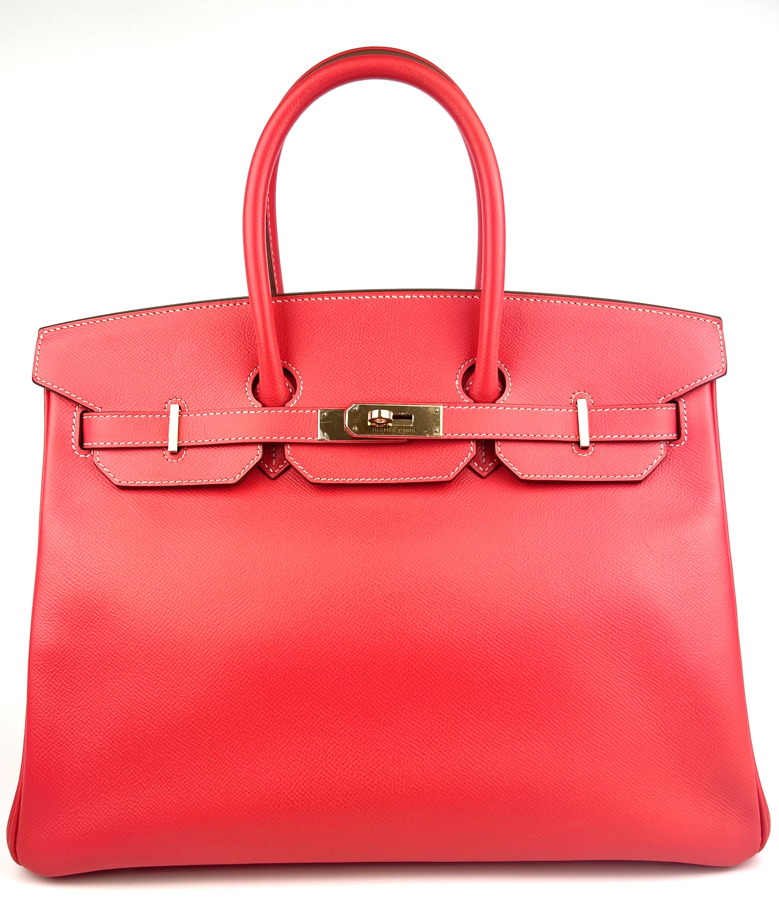 Absolument magnifique Rare Hermes Birkin 35 Candy Verso Rose Jaipur et Cuir d'Epsom intérieur Or Hardware. Plastique sur la quincaillerie. Excellent état d'origine. 

N'oubliez pas qu'il s'agit d'un article d'occasion, le sac a déjà été porté, sauf