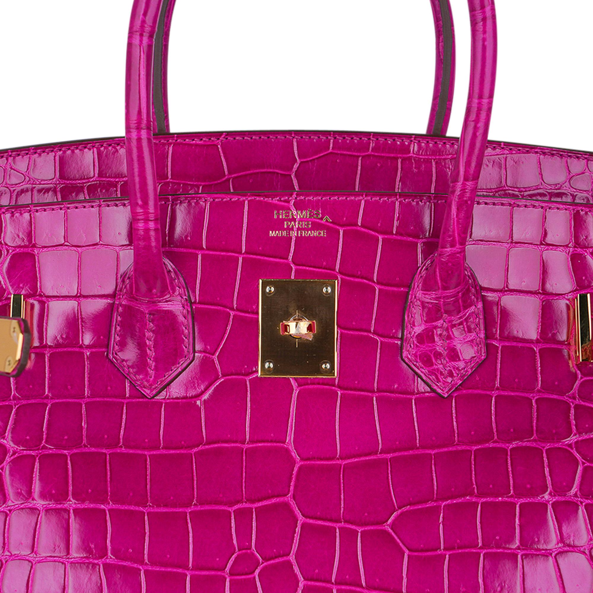 Sac Hermès Birkin 35 Rose Scheherazade en crocodile Porosus finitions métalliques dorées Pour femmes en vente