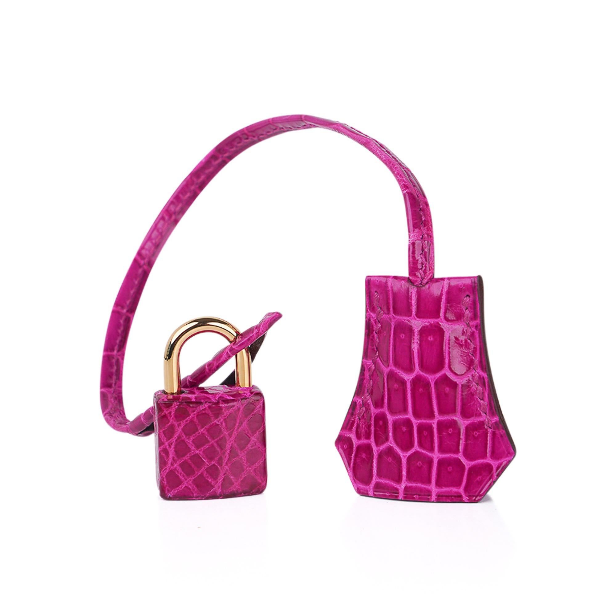 Sac Hermès Birkin 35 Rose Scheherazade en crocodile Porosus finitions métalliques dorées en vente 2