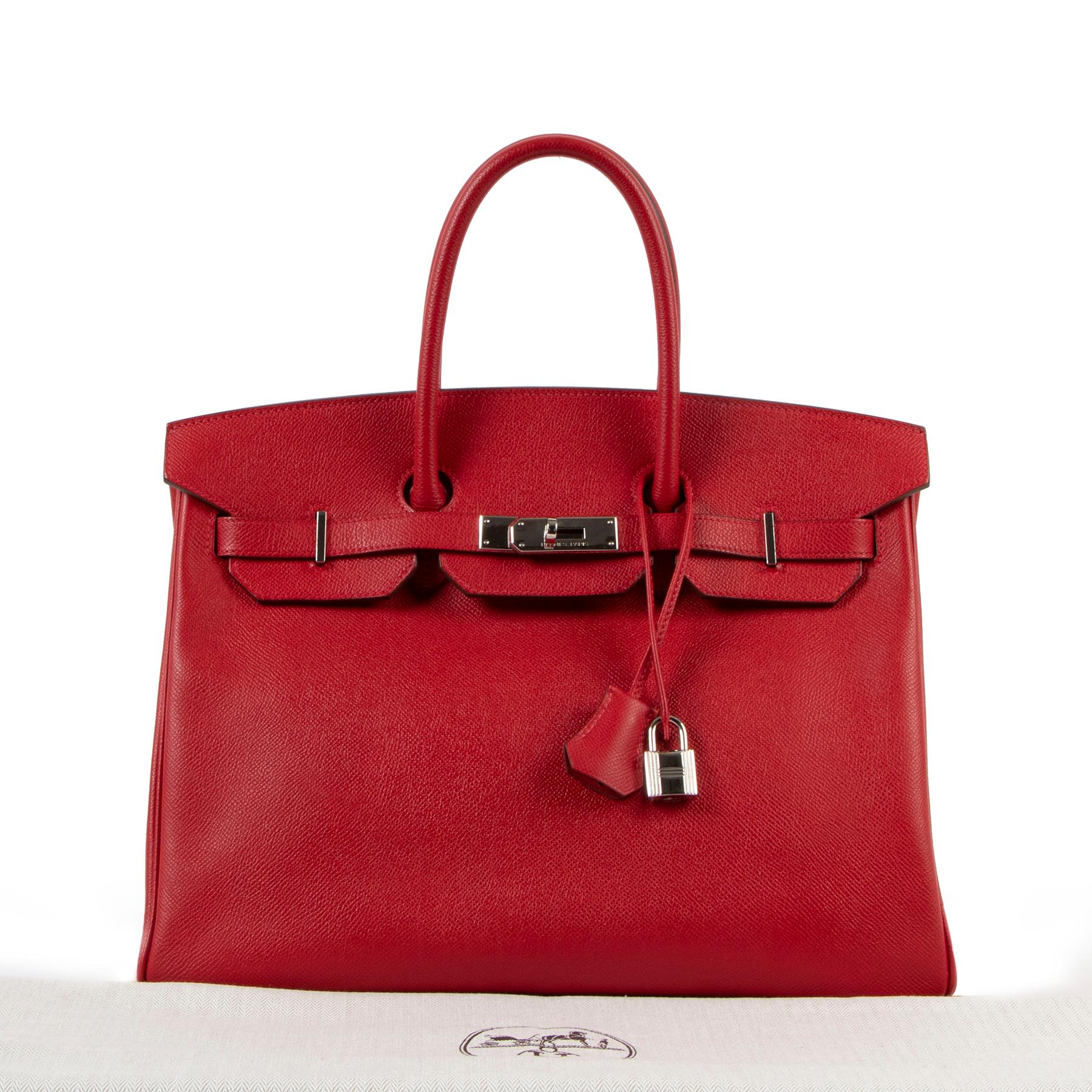 Hermès Birkin 35 Rouge Casaque Epsom Palladium Hardware

This Birkin is one of the most sought-after handbags worldwide. This refined combination of 