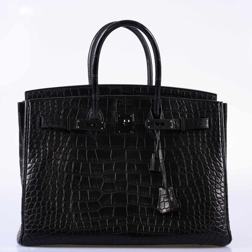 Hermès Birkin 35 SO BLACK Matte Alligator PVD Hardware In Excellent Condition For Sale In NYC Tri-State/Miami, NY