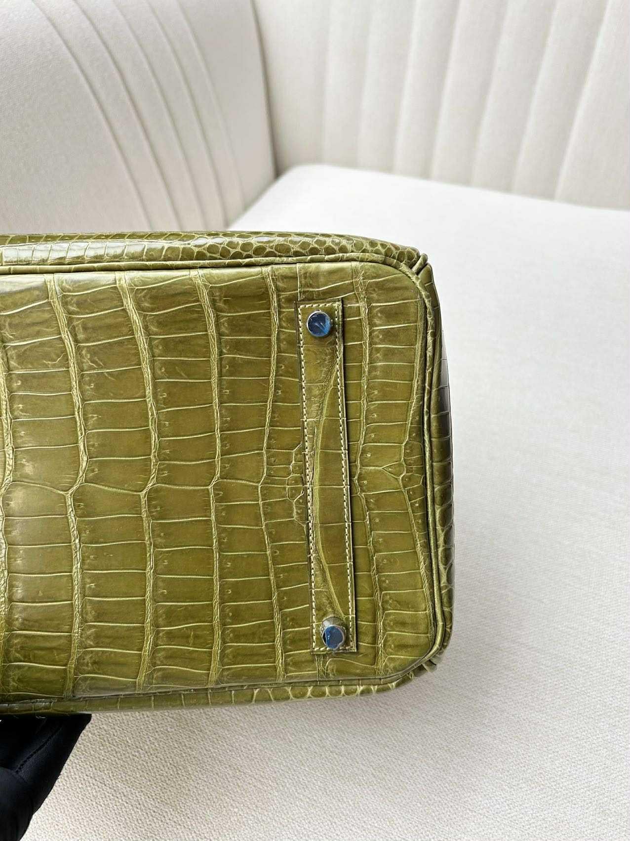 Hermes Birkin 35 Vert Anis Grün Glänzend Porosus Krokodil Tasche PHW im Zustand „Hervorragend“ im Angebot in New York, NY