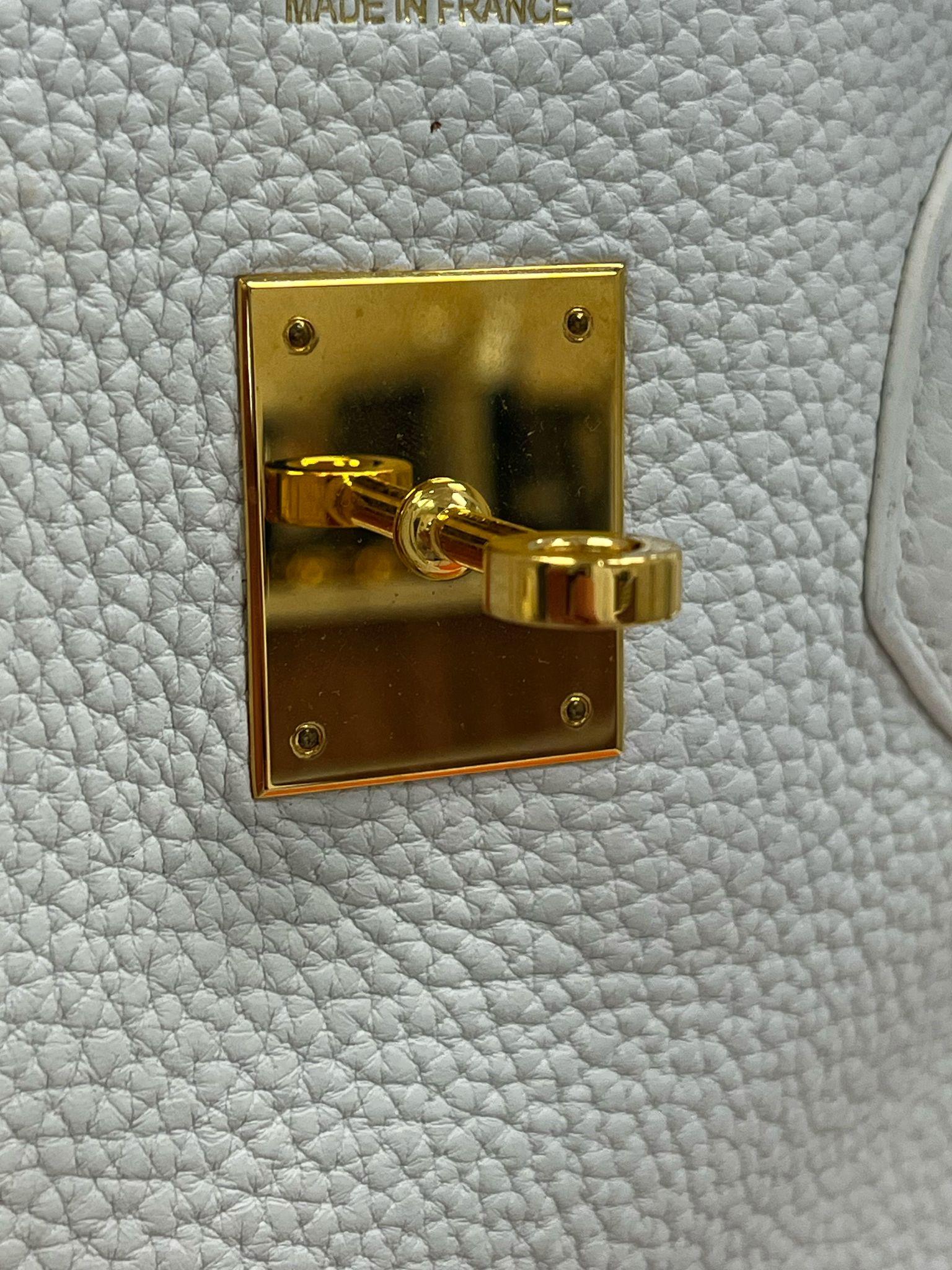 Hermes Birkin 35 White Clemence Gold Hardware With Lock Keys and Certificate For Sale 13