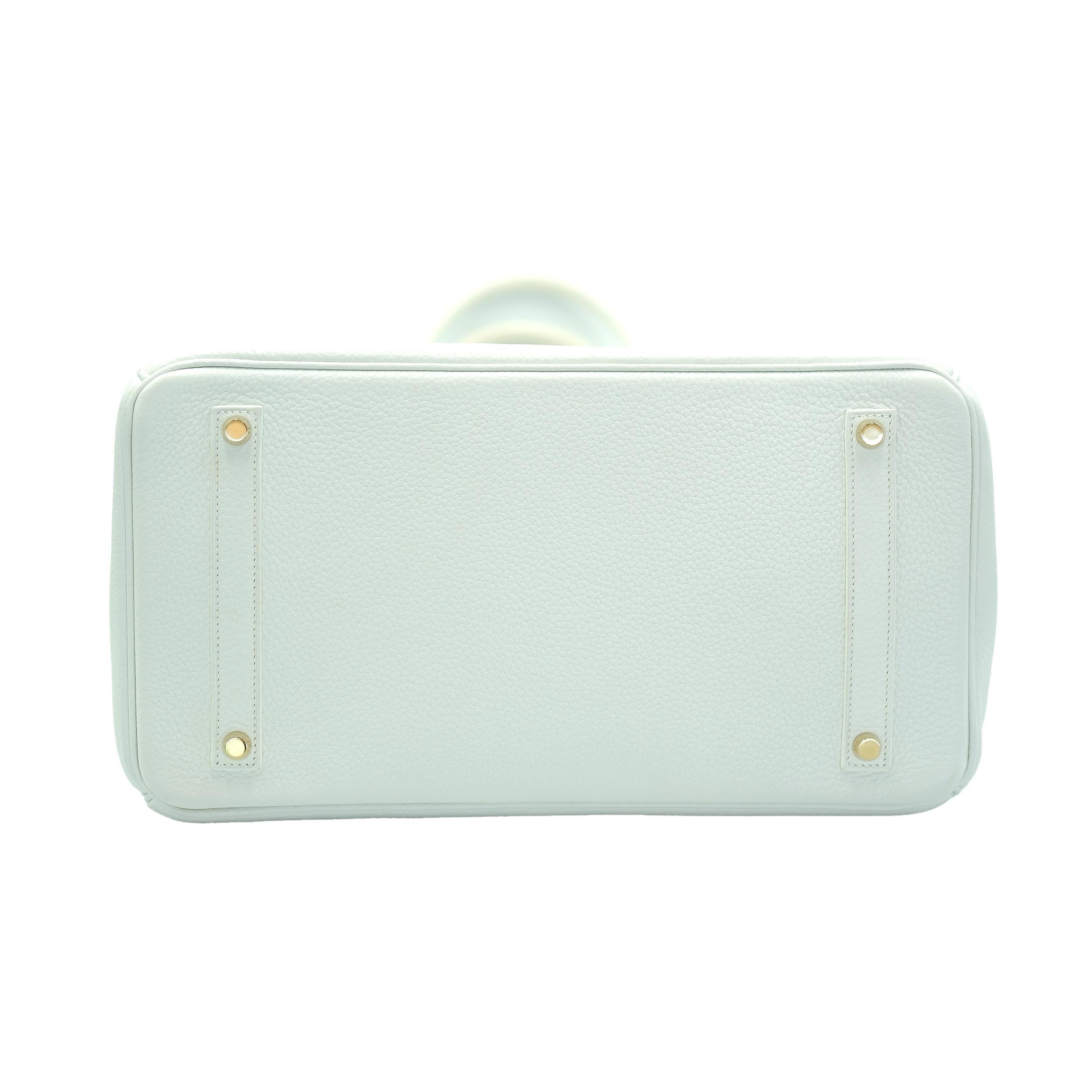 Hermes Birkin 35 Blanc Clémence avec décorations en or Excellent état - En vente à North Miami Beach, FL
