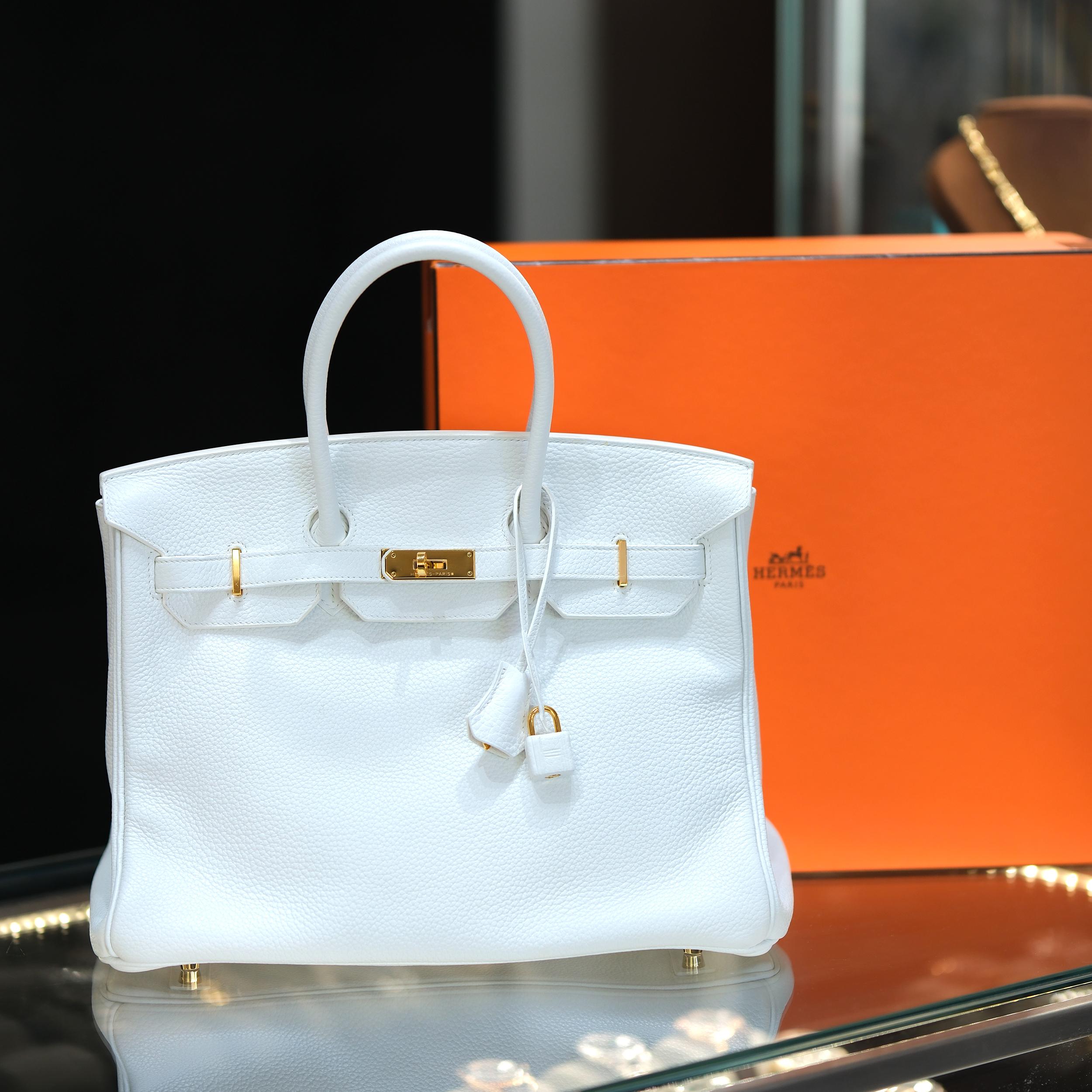 Hermes Birkin 35 Blanc Clémence avec décorations en or en vente 2