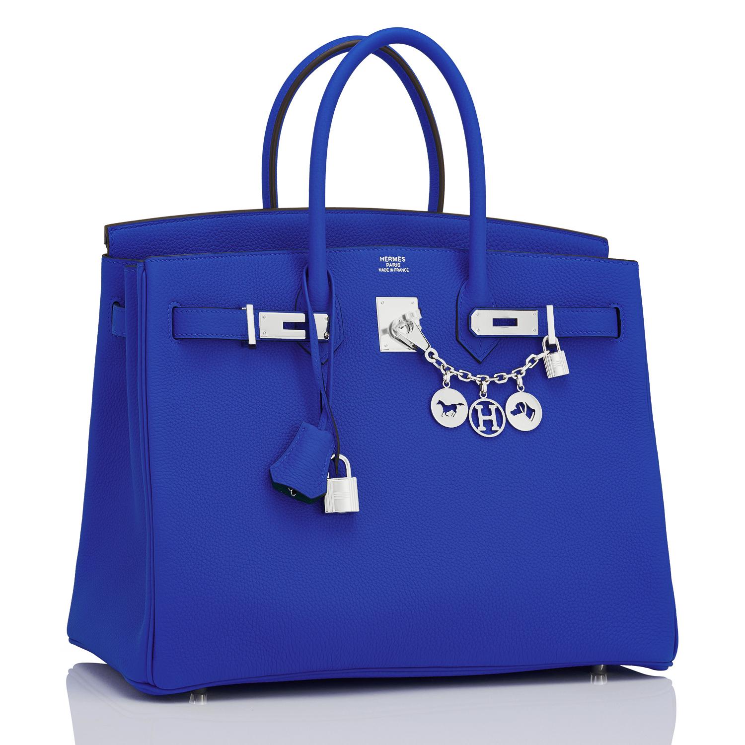 Hermes Birkin 35cm Blu Elettrico Togo Borsa ULTRA RARA NUOVA
Ultra rara, da tempo fuori produzione, la superba Birkin Blu Elettrica in condizioni nuovissime!
Nuovo di zecca in scatola. Conservati freschi. Condizioni perfette (con la plastica