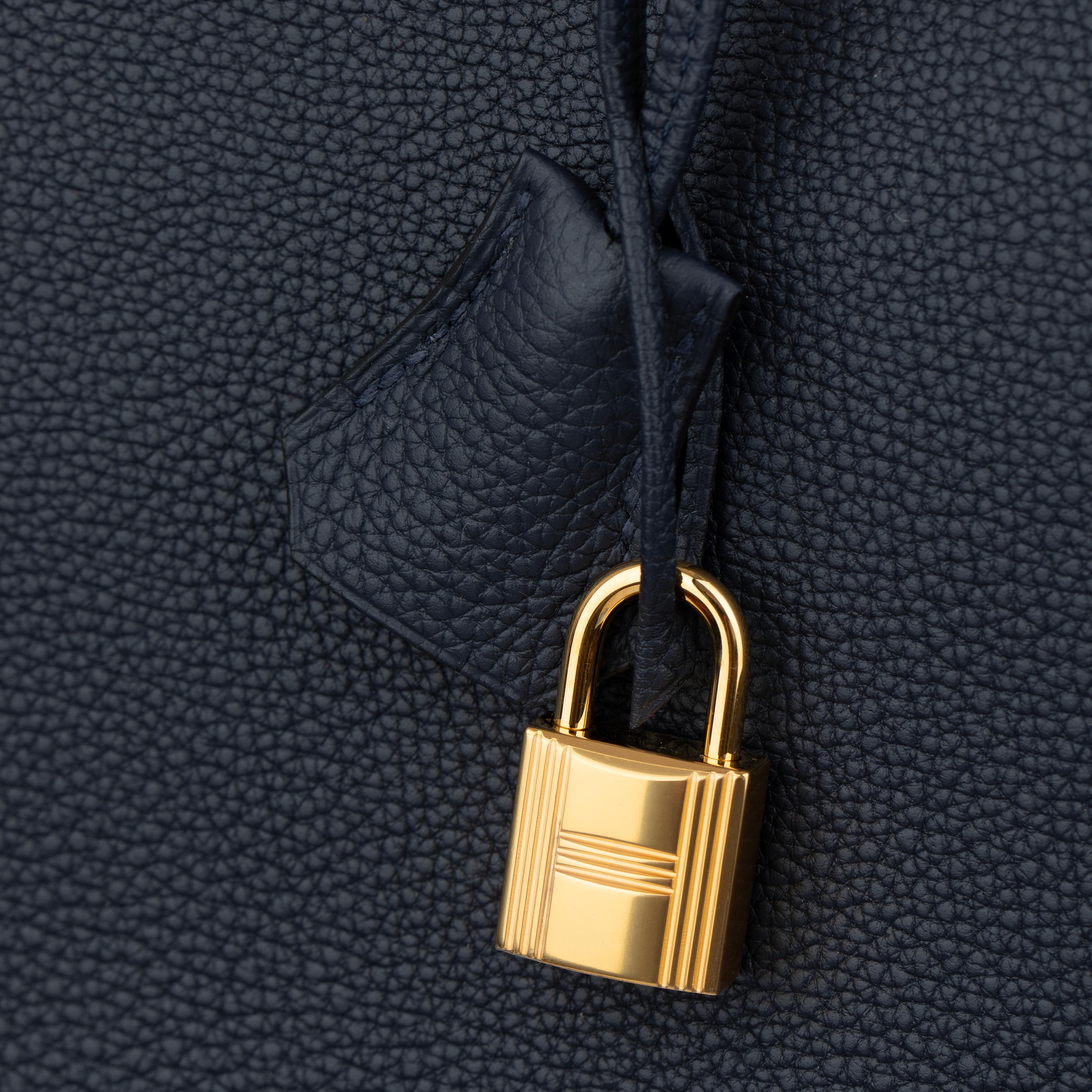 Hermes Birkin 35cm Blue Nuit Togo Leather Gold Hardware For Sale 7