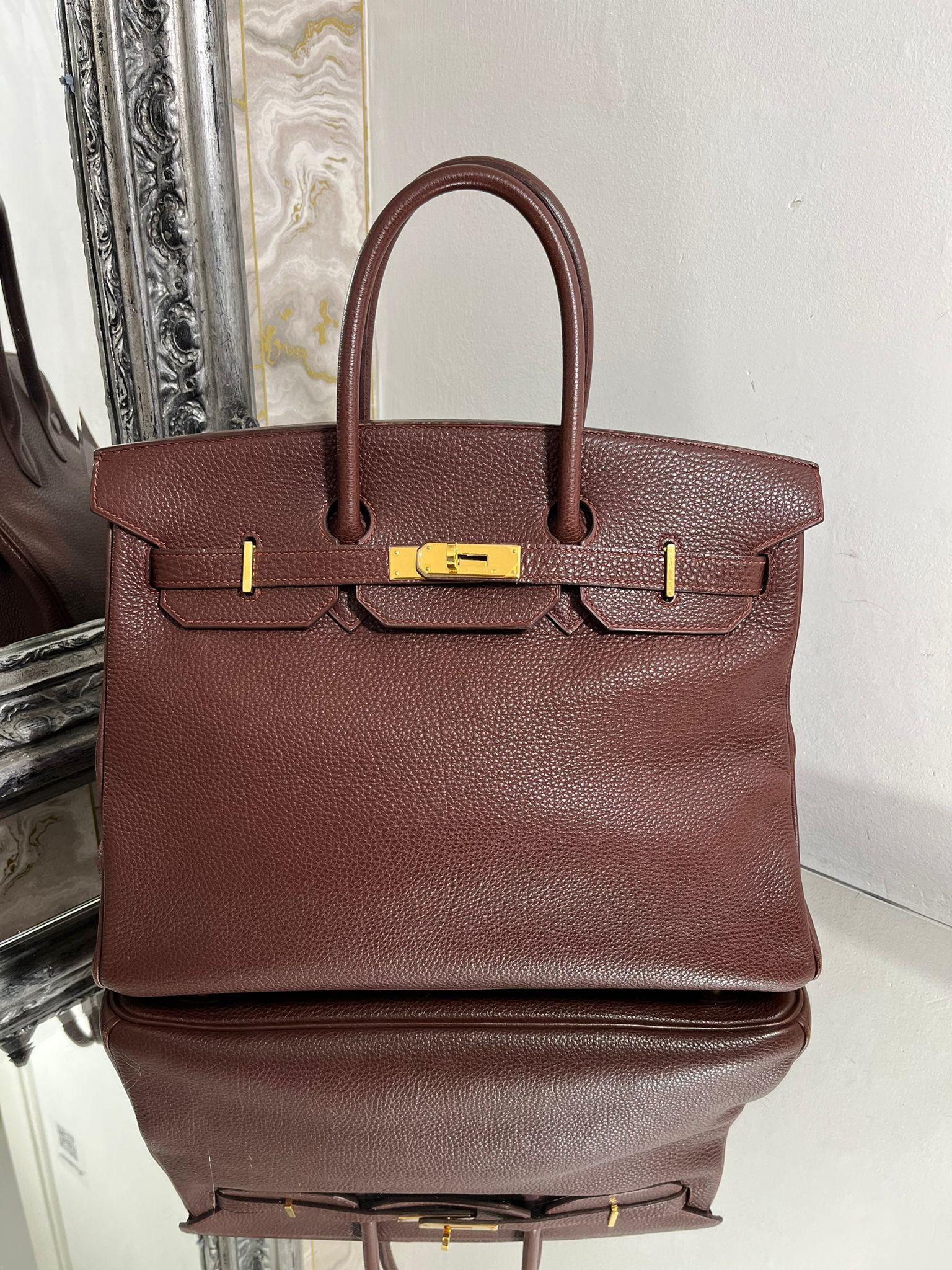 Hermes Birkin 35cm

From 2001 is this Havane a warm brown colour in Togo leather, 

with gold plated hardware.  Twist lock closure and rolled leather carry handles.

Size - Height 28cm, Width 35cm, Depth 18cm

Condition - Vintage - Good Condition (