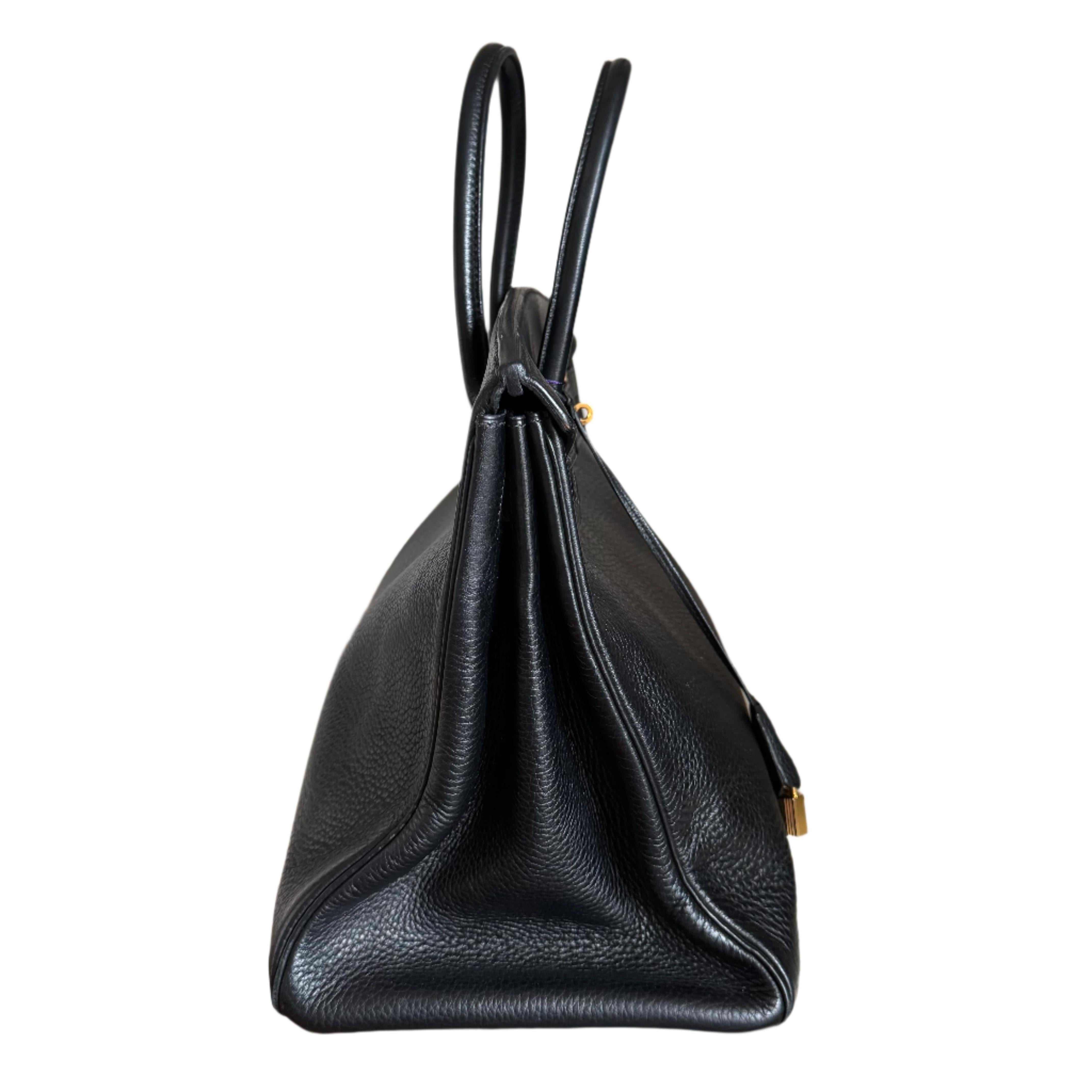 Hermes Birkin 40 Black Togo Leather Gold Hardware 2001 In Good Condition In AUBERVILLIERS, FR