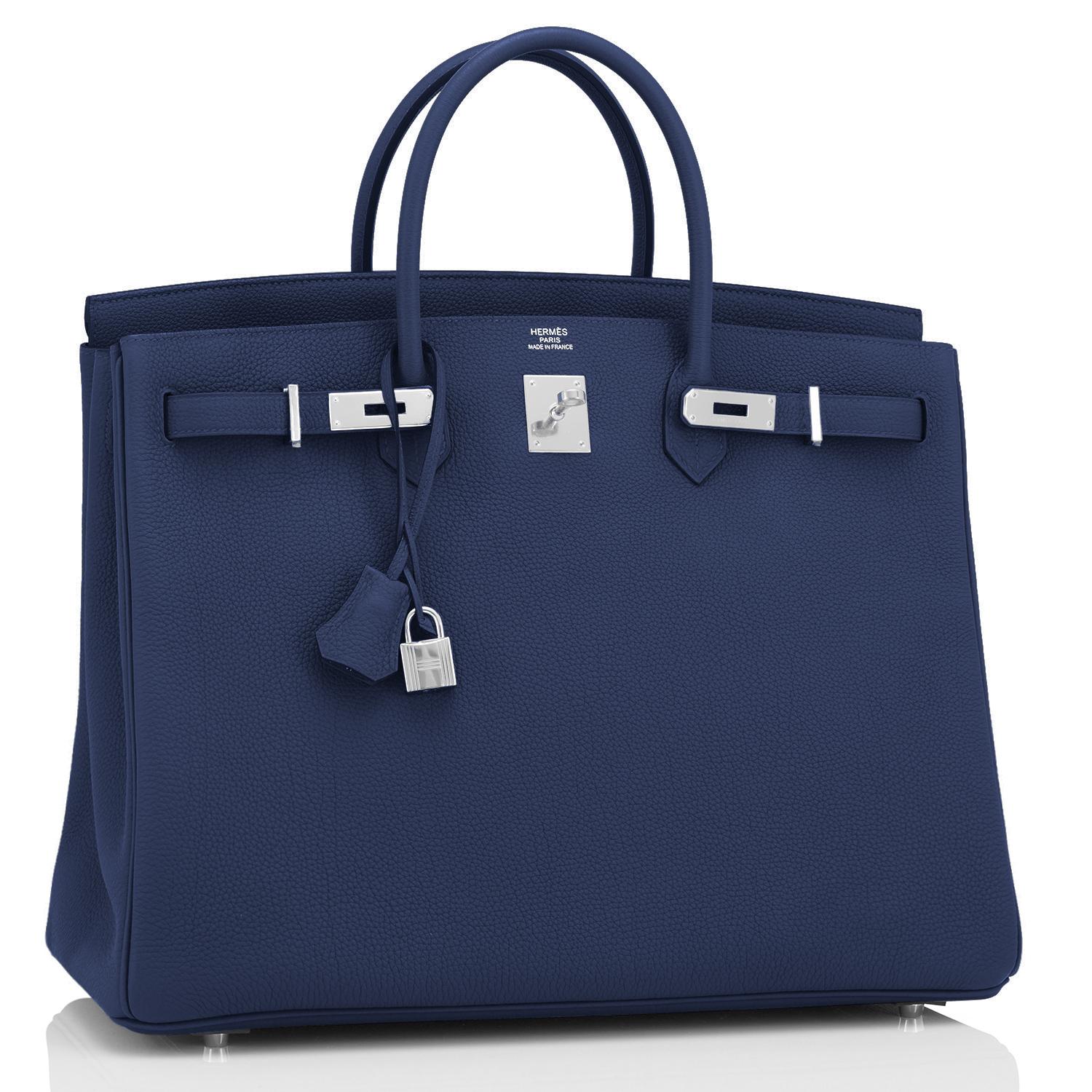 Hermes Birkin 40 Blue Nuit Navy Togo Birkin Bag Z Stamp, 2021 ULTRA RARE
Finally! The ultra rare perfect navy Birkin 40cm has arrived!
Just purchased from Hermes store; bag bears new 2021 interior Z Stamp (only one in market!)
Brand New in Box.