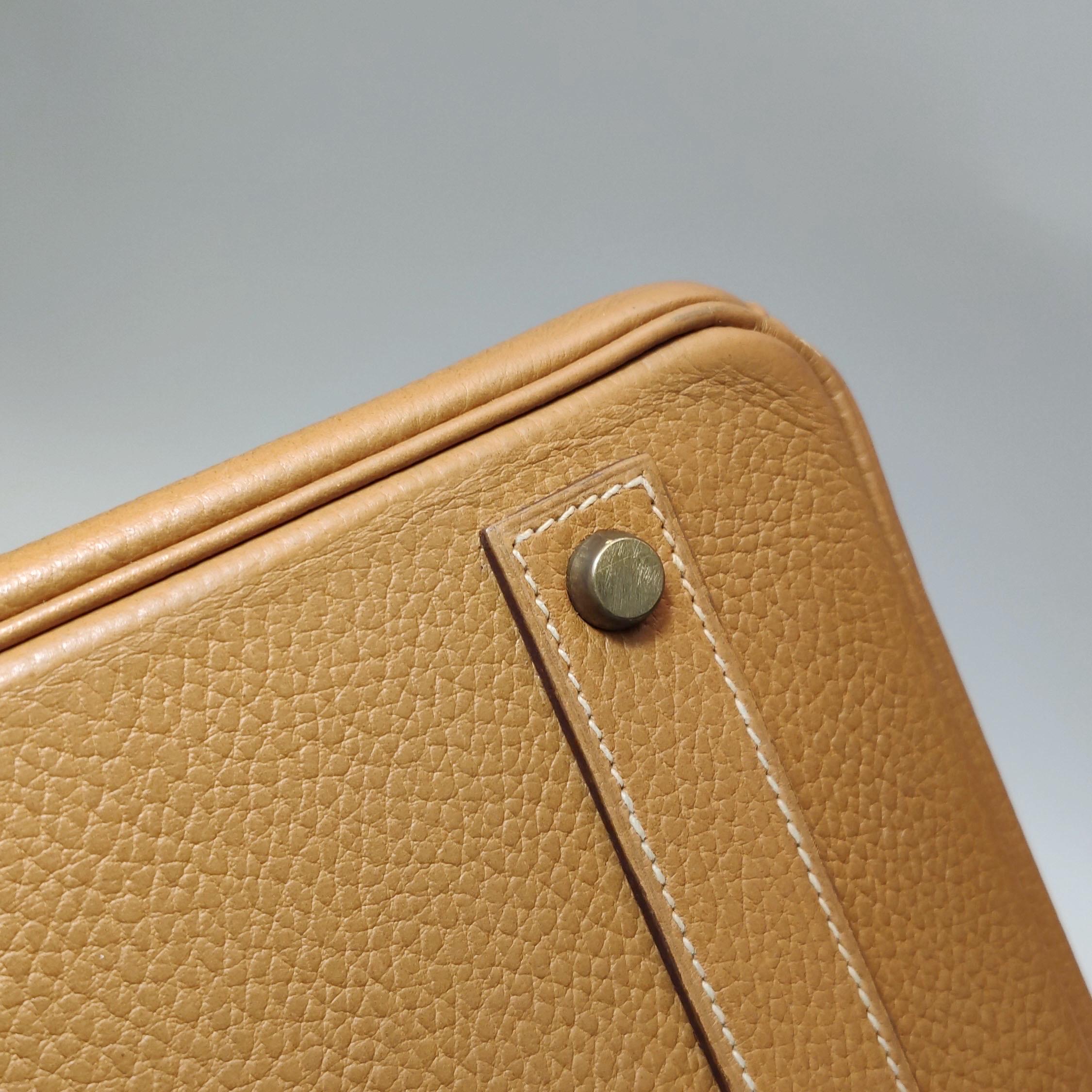 Hermes Birkin 40 Gold TC Clemence Leather Gold Hardware 1994 For Sale 2