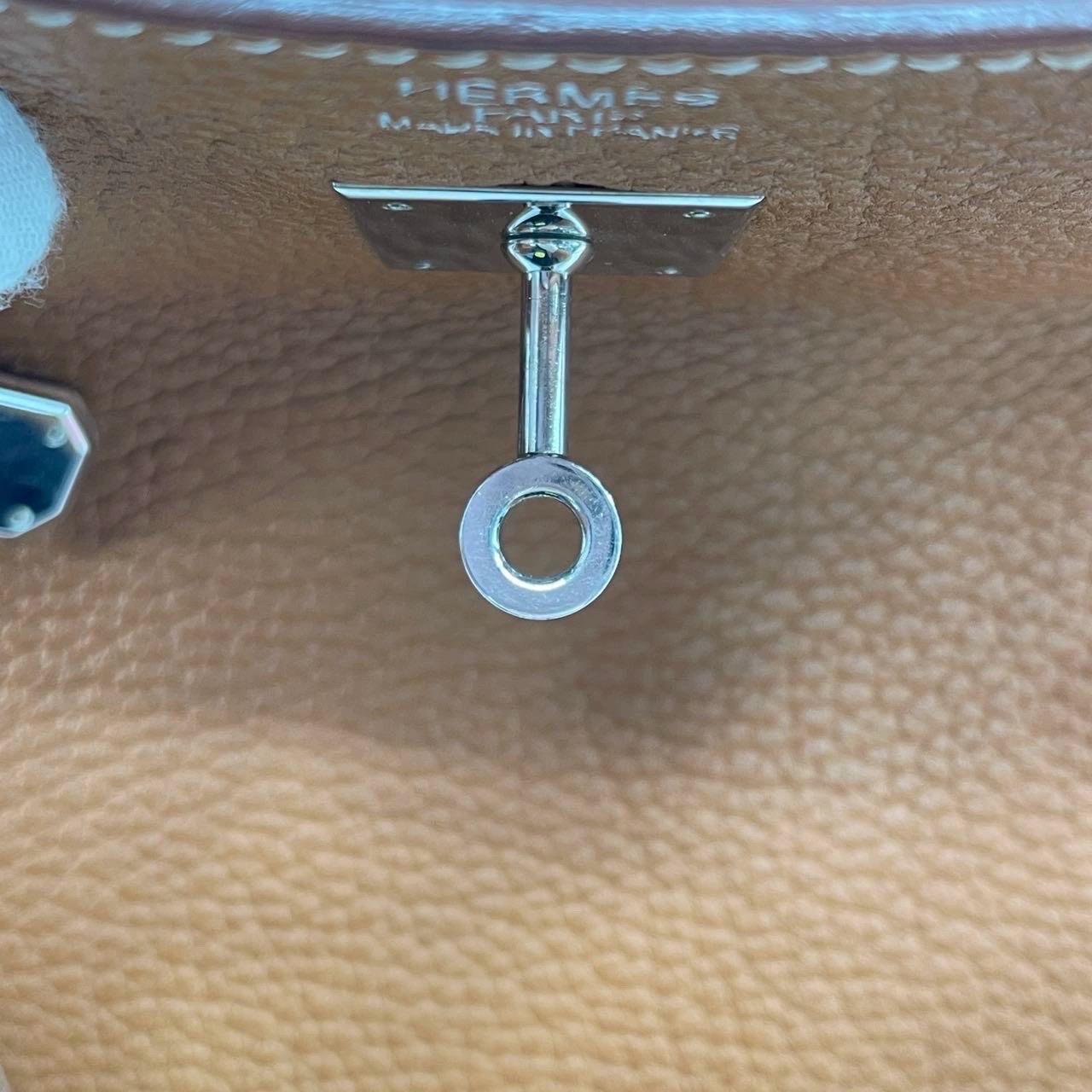 Hermes Birkin 40 Gold Togo Calfskin Leather Palladium Hardware Box M Stamp 2009 For Sale 8
