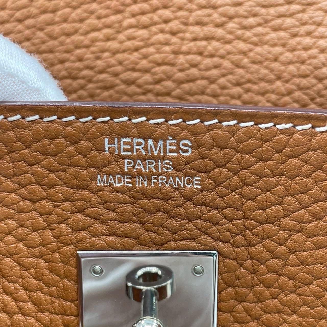 Hermes Birkin 40 Gold Togo Calfskin Leather Palladium Hardware Box M Stamp 2009 For Sale 11