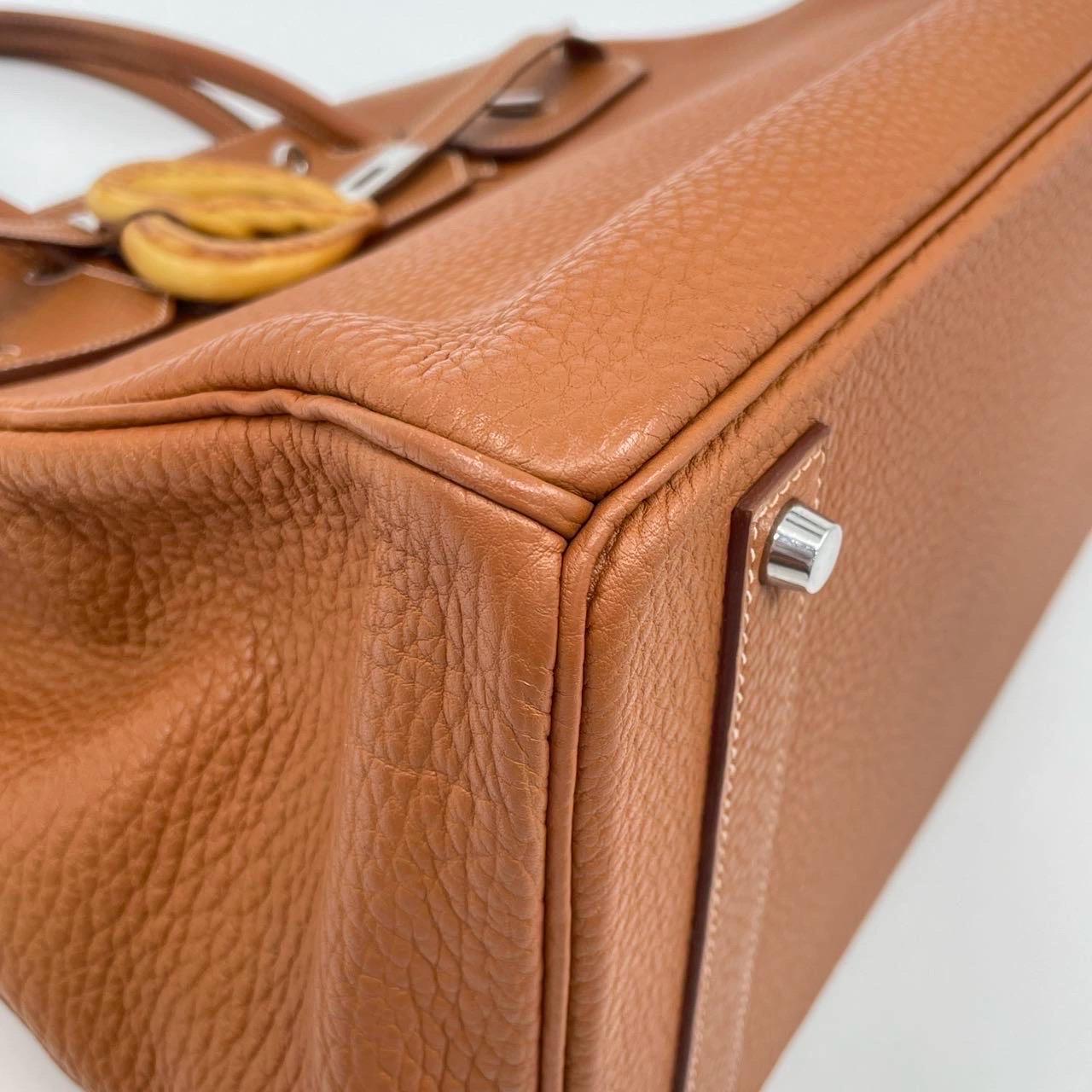 Hermes Birkin 40 Gold Togo Calfskin Leather Palladium Hardware Box M Stamp 2009 For Sale 14