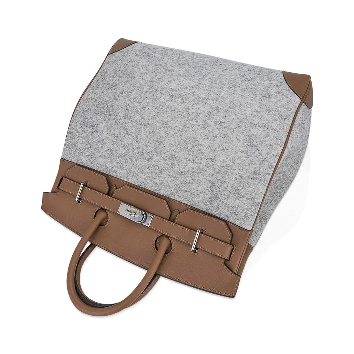 Men's Hermes Birkin 40 HAC Gris Clair Todoo Feutre with Etoupe Leather Bag For Sale