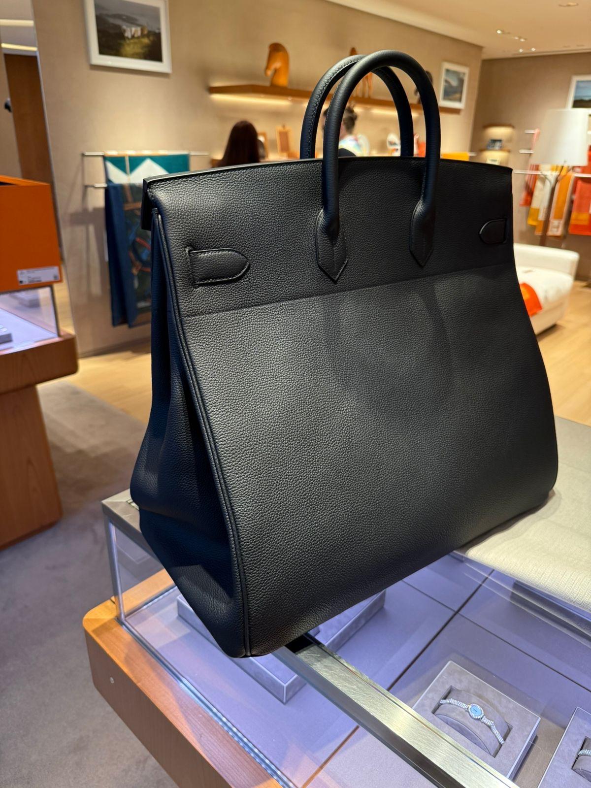 Hermes Birkin 50 Caban Togo Limited Edition Multipocket Bag  2025 en vente 7