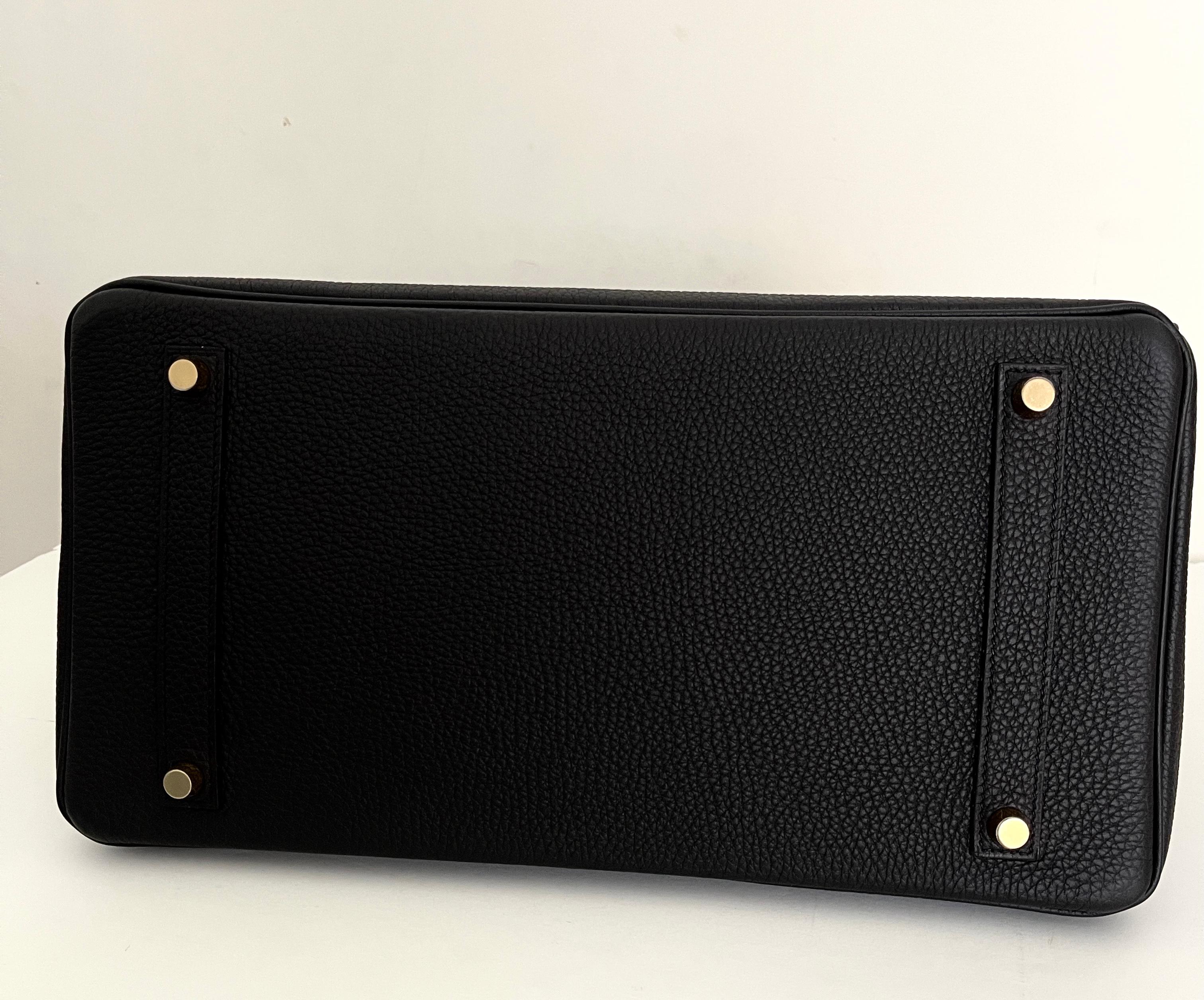 Hermes Birkin Bag 35 Black w Orange Poppy Togo Gold Hardware - In New Condition In West Chester, PA