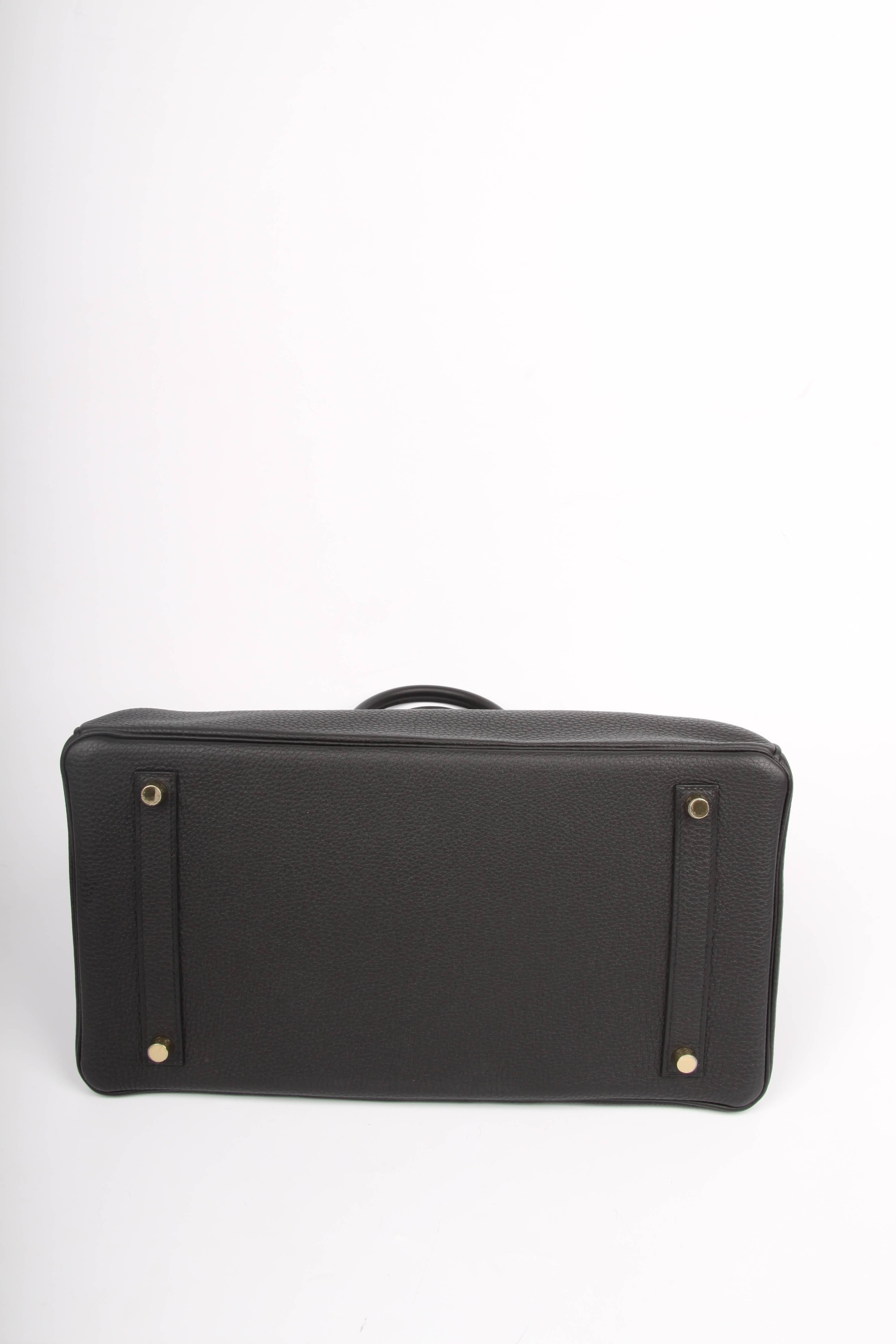   Hermes Birkin Bag 35 Togo Noir - goldtone hardware   In New Condition In Baarn, NL