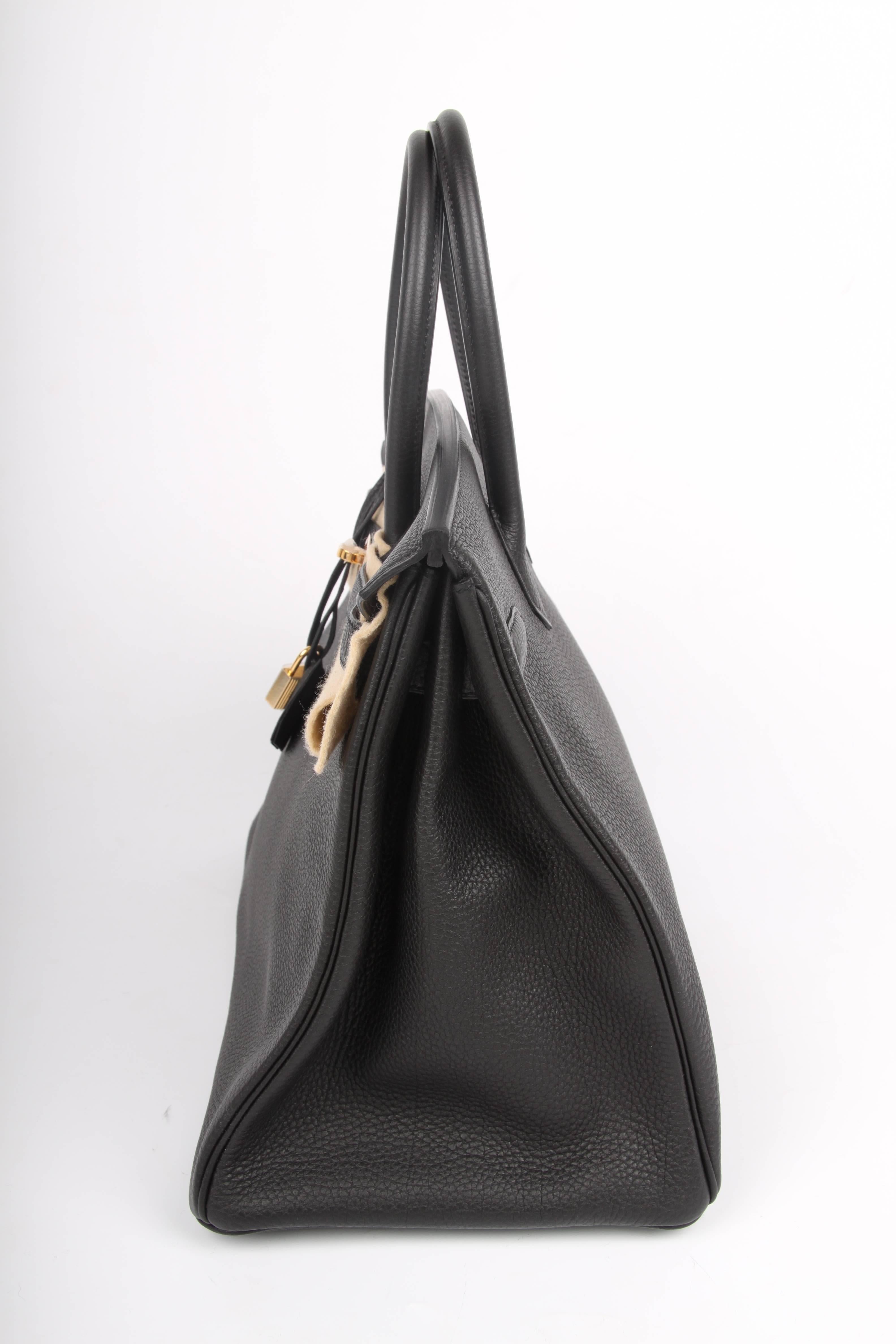 Women's or Men's   Hermes Birkin Bag 35 Togo Noir - goldtone hardware  