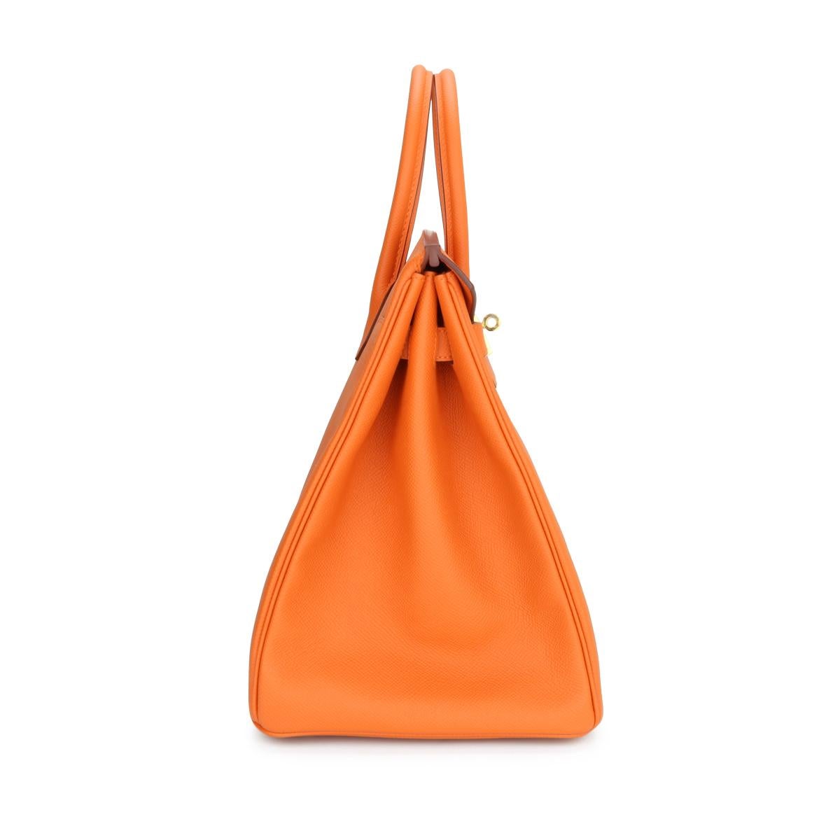 hermes q square stamp