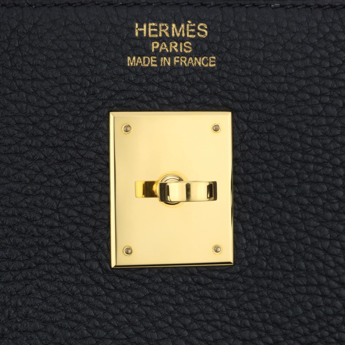 Hermès Birkin Bag 40cm Black Togo Leather with Gold Hardware Stamp N 2010 4