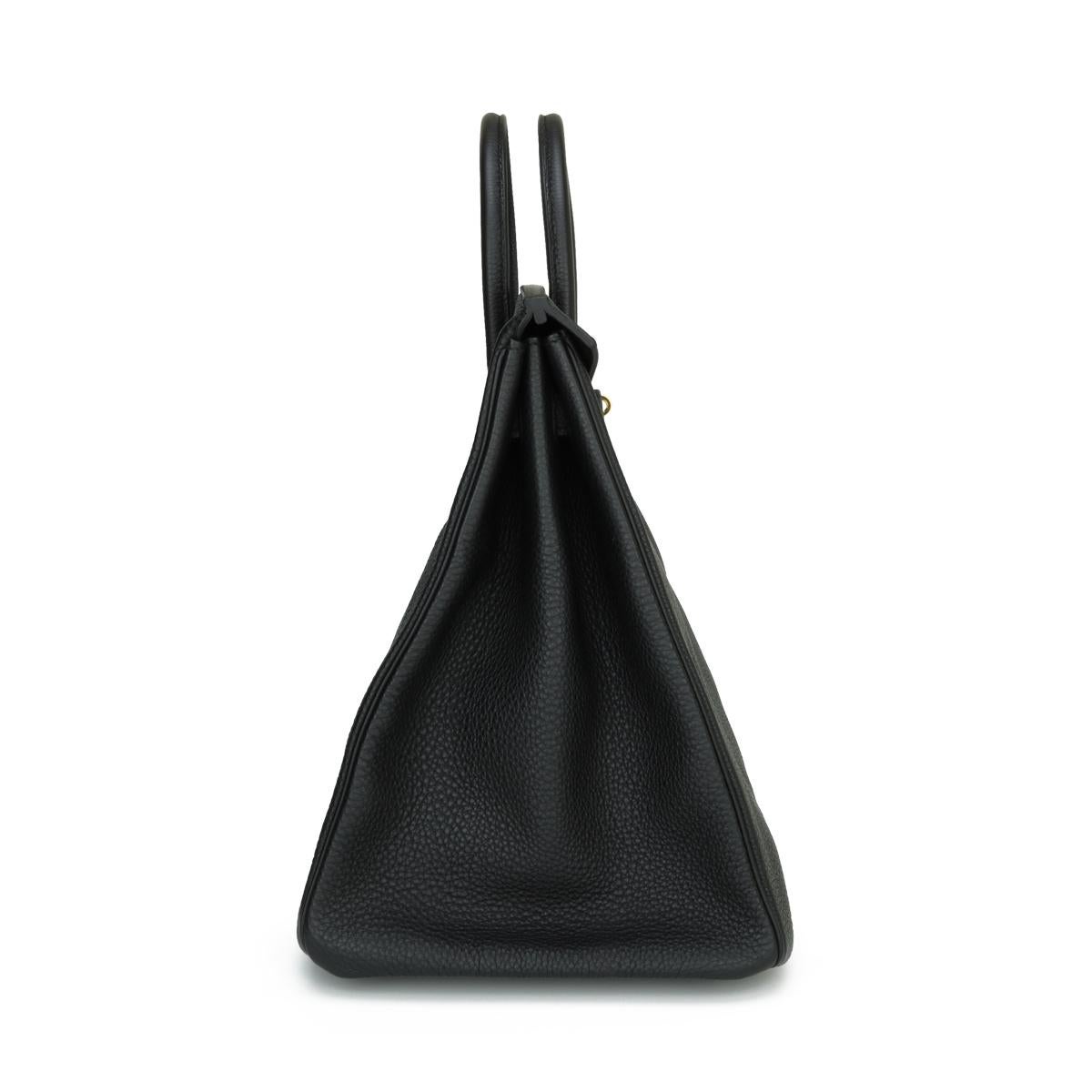 Women's or Men's Hermès Birkin Bag 40cm Black Togo Leather with Gold Hardware Stamp N 2010