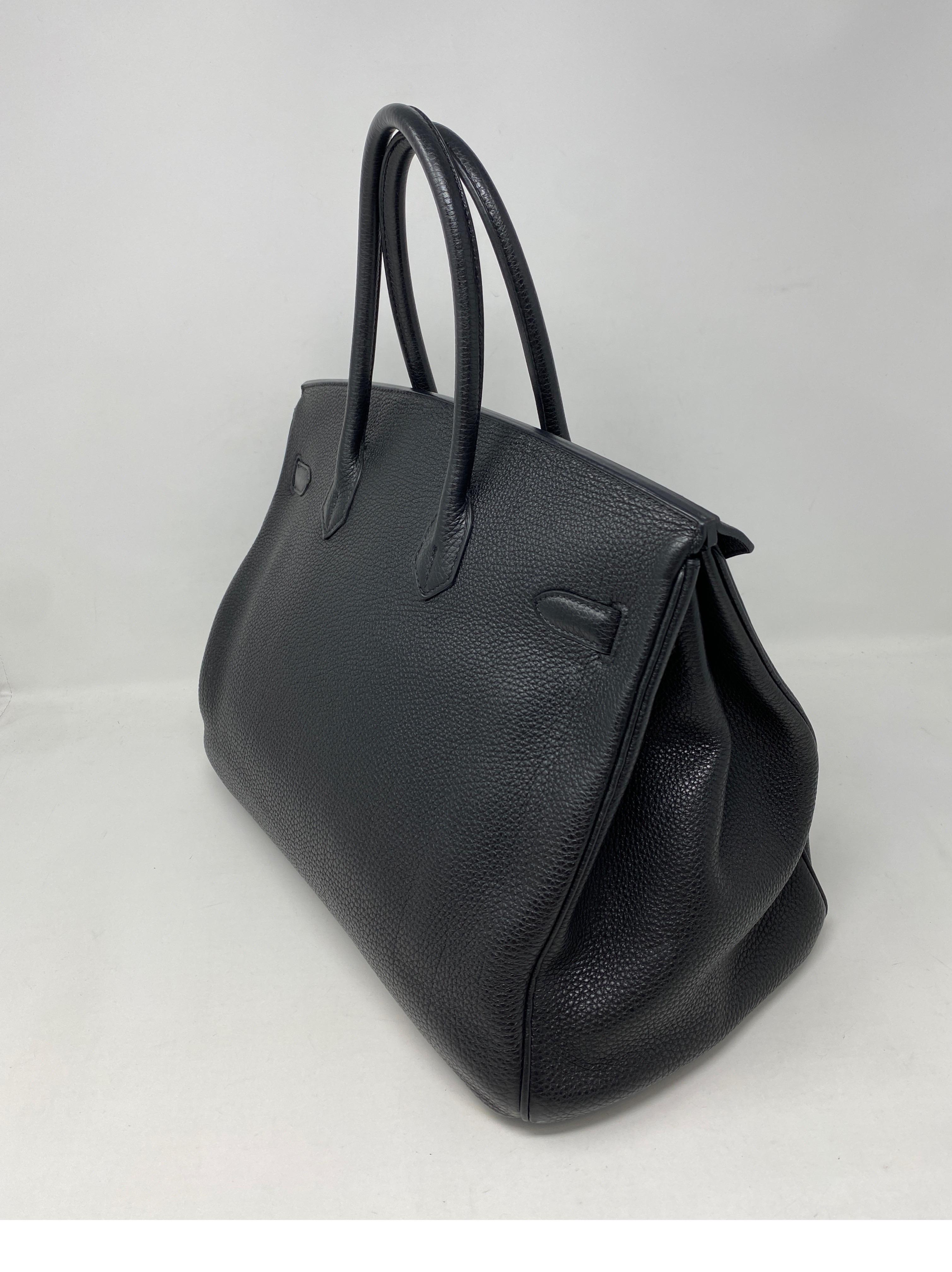 Hermes Birkin Black 35 Gold Hardware Bag In Good Condition In Athens, GA