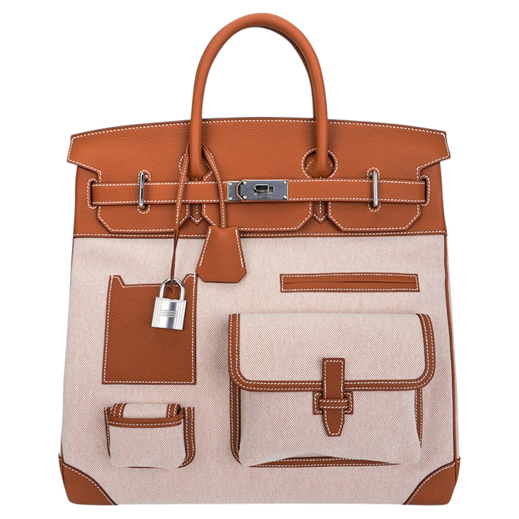 Borsa Birkin Cargo Hac 40 di Hermès, in pelle Togo dorata, motivo Toile H, ecru e oro