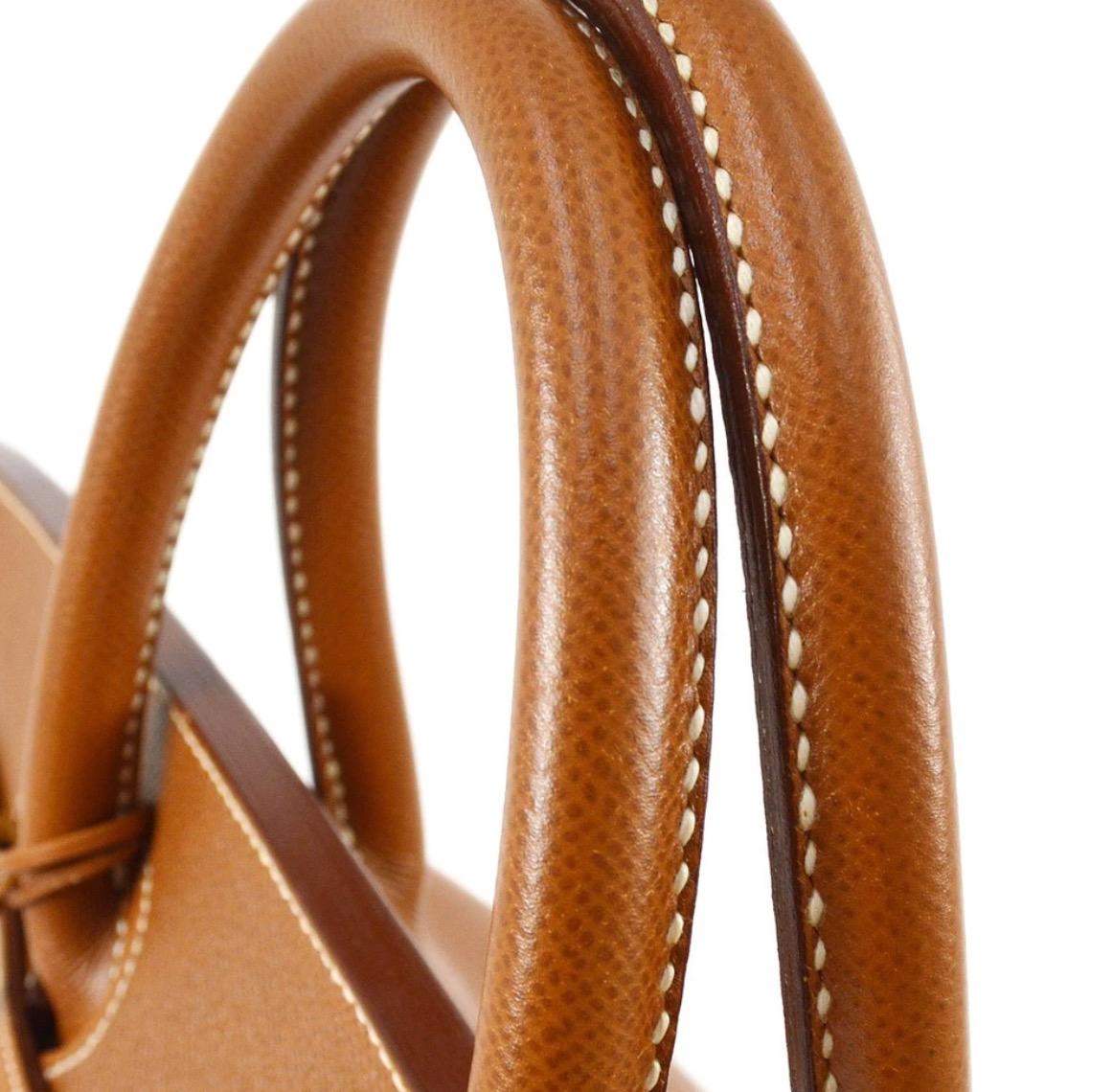 Leather
Gold tone hardware
Leather lining
Date code present
Made in France
Handle drop 4
