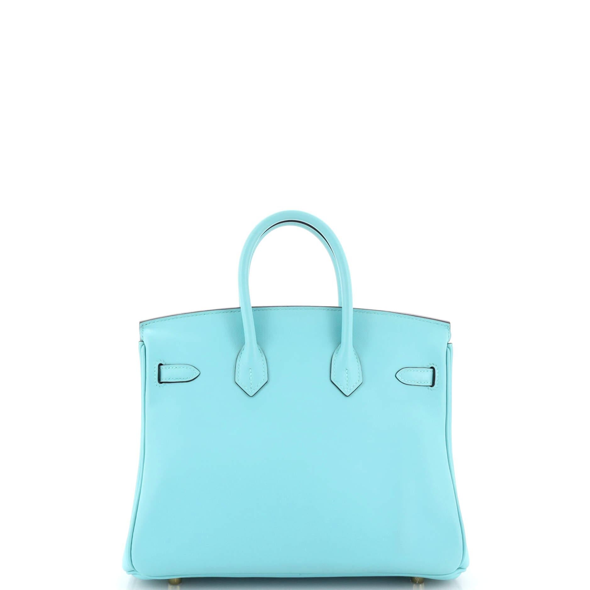 Hermes Birkin Handbag Bleu Atoll Swift with Gold Hardware 25 In Good Condition For Sale In NY, NY
